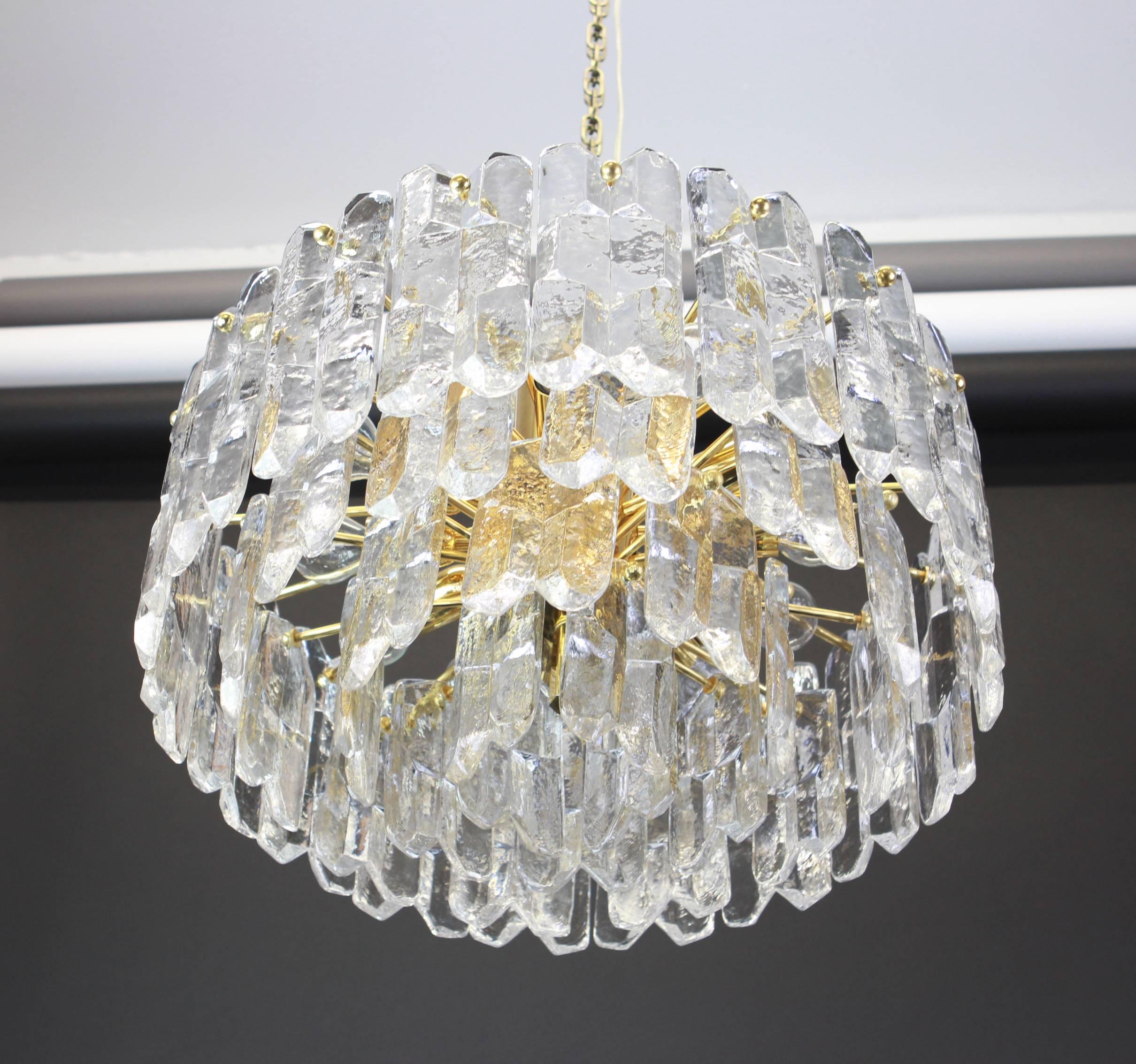 Stunning Gilt Brass, Crystal Glass Light Fixture Palazzo, Kalmar, Austria, 1970 For Sale 2