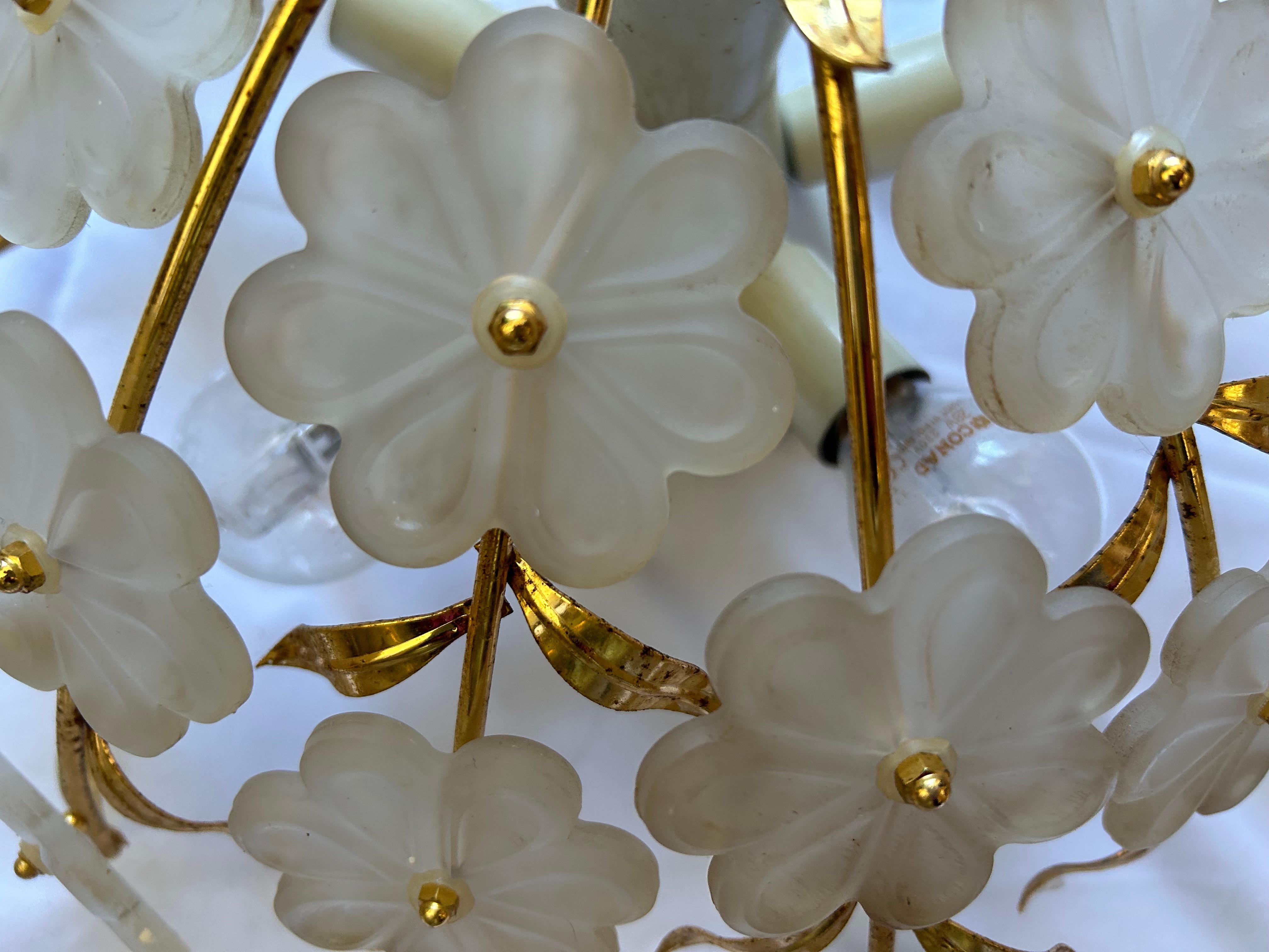 Hand-Crafted Stunning Glacier Flower, Murano Ceiling Light, 1980's For Sale