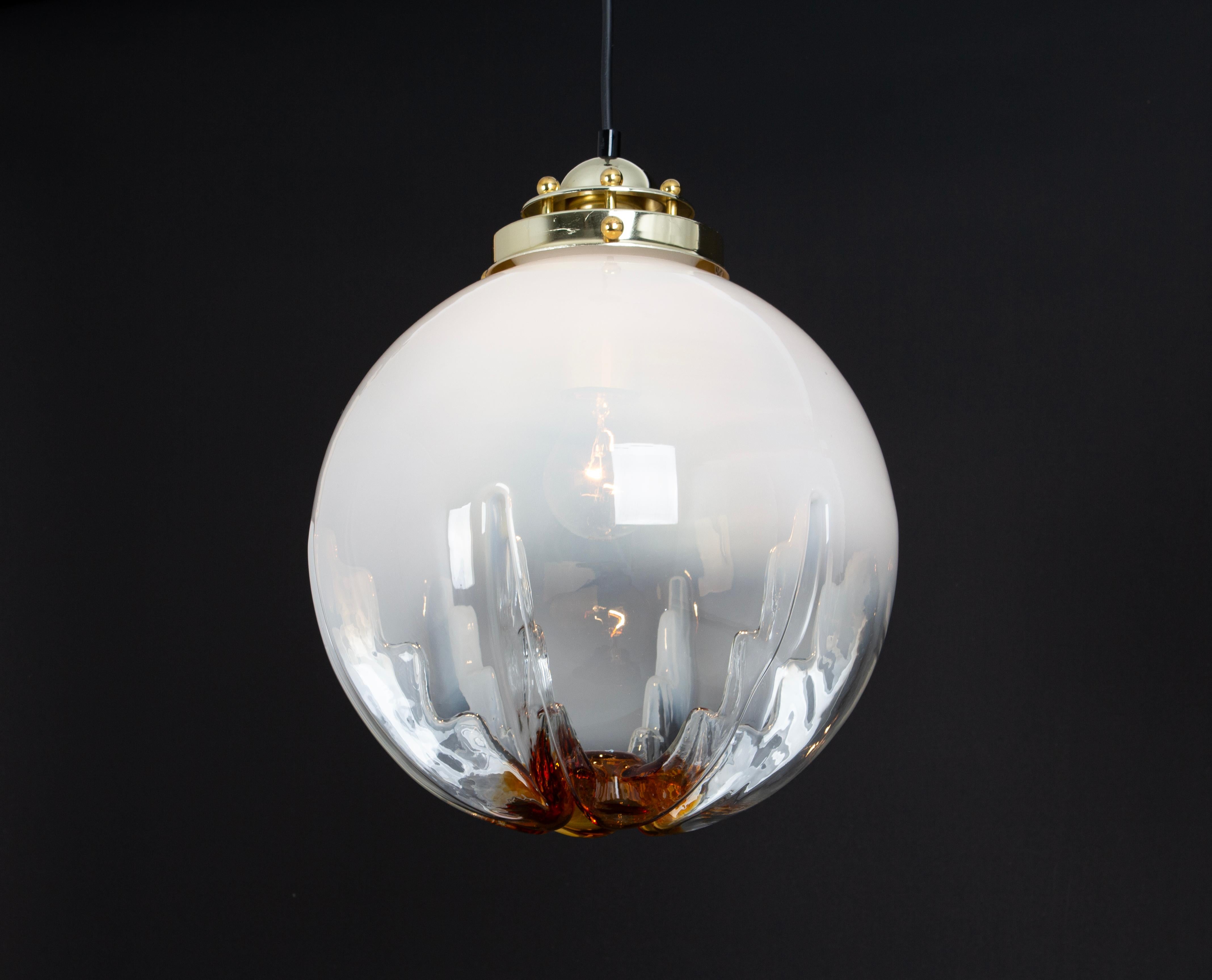 Stunning Glass Pendant light in style of  Mazzega, Italy, 1960s For Sale 6