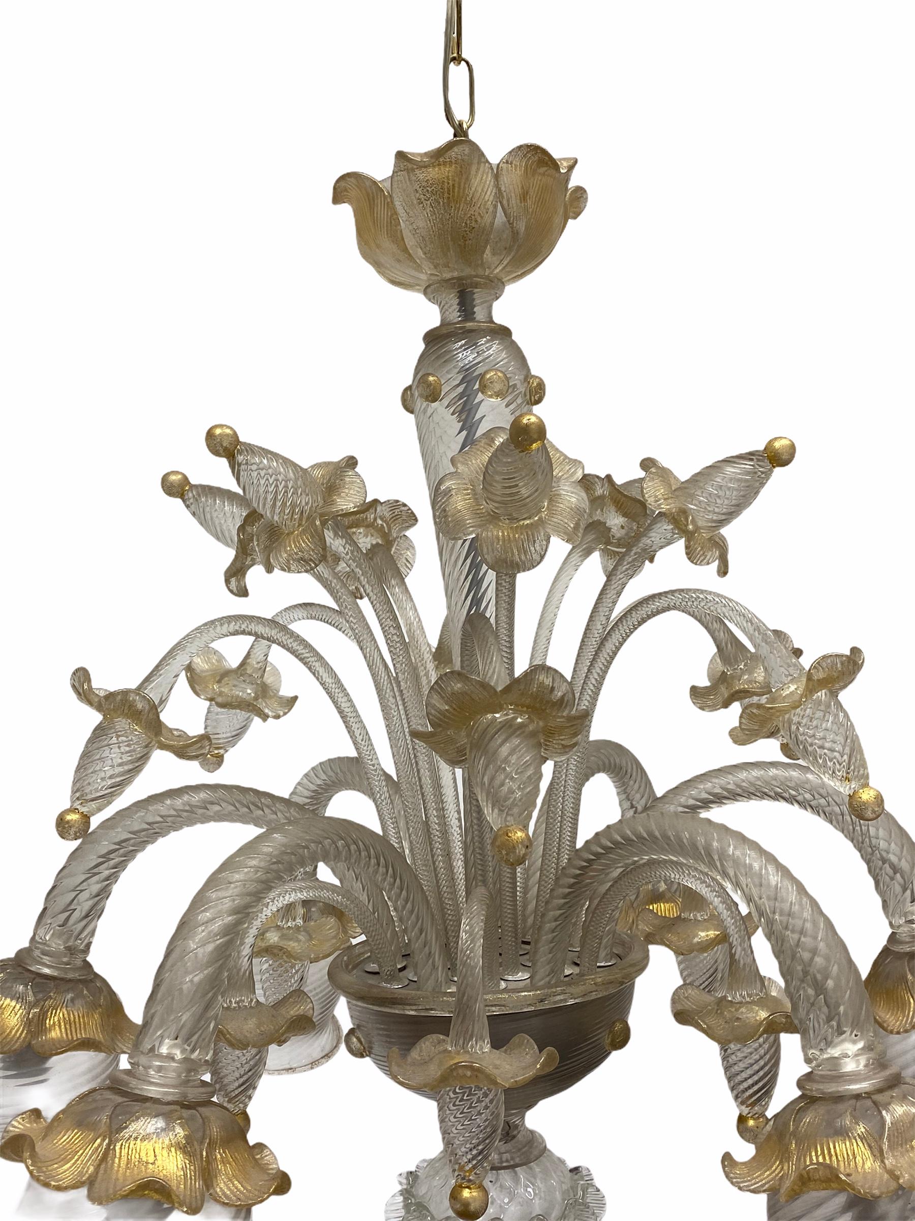 Stunning Gold Dusted Murano Chandelier, by Barovier Toso Murano, Italy, 1960s For Sale 4