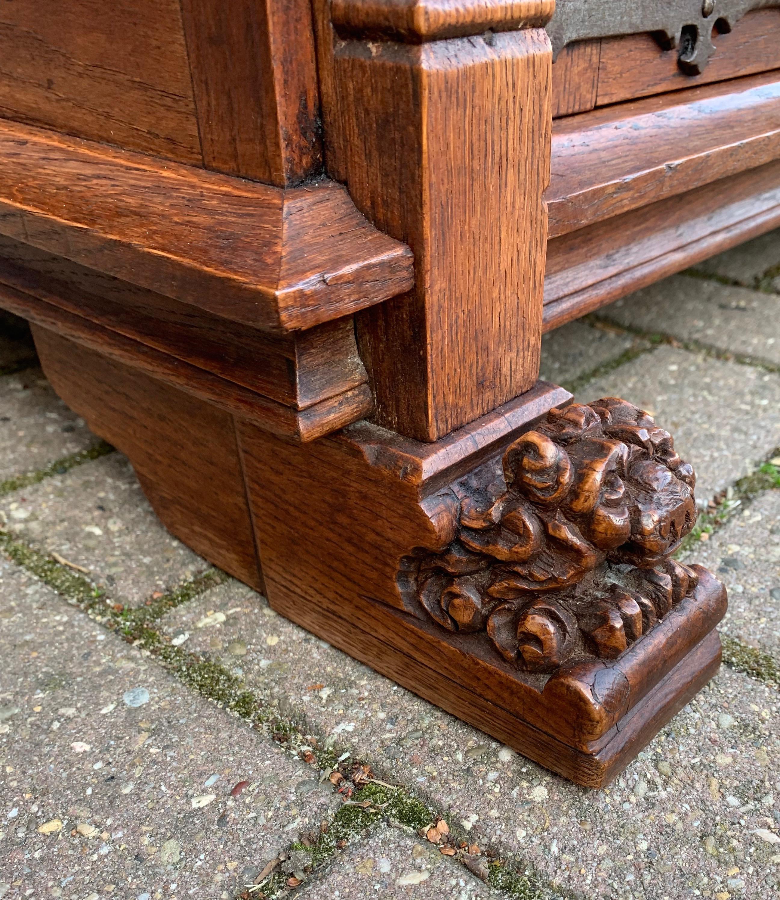 Stunning Gothic Revival Cabinet / Small Credenza with Hand Carved Church Windows In Good Condition In Lisse, NL