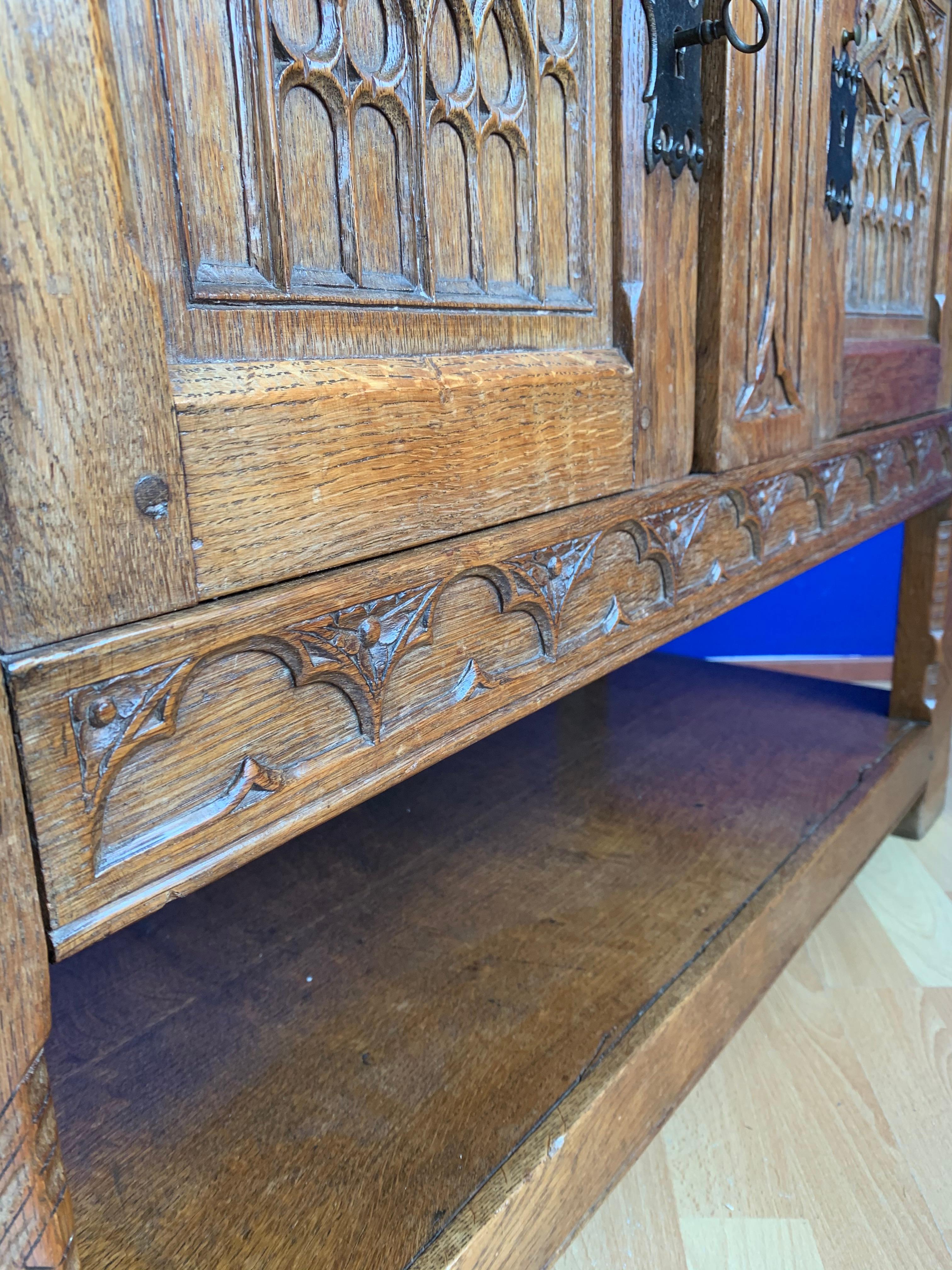 Stunning Gothic Revival Sideboard/Small Credenza with Hand Carved Church Windows 4