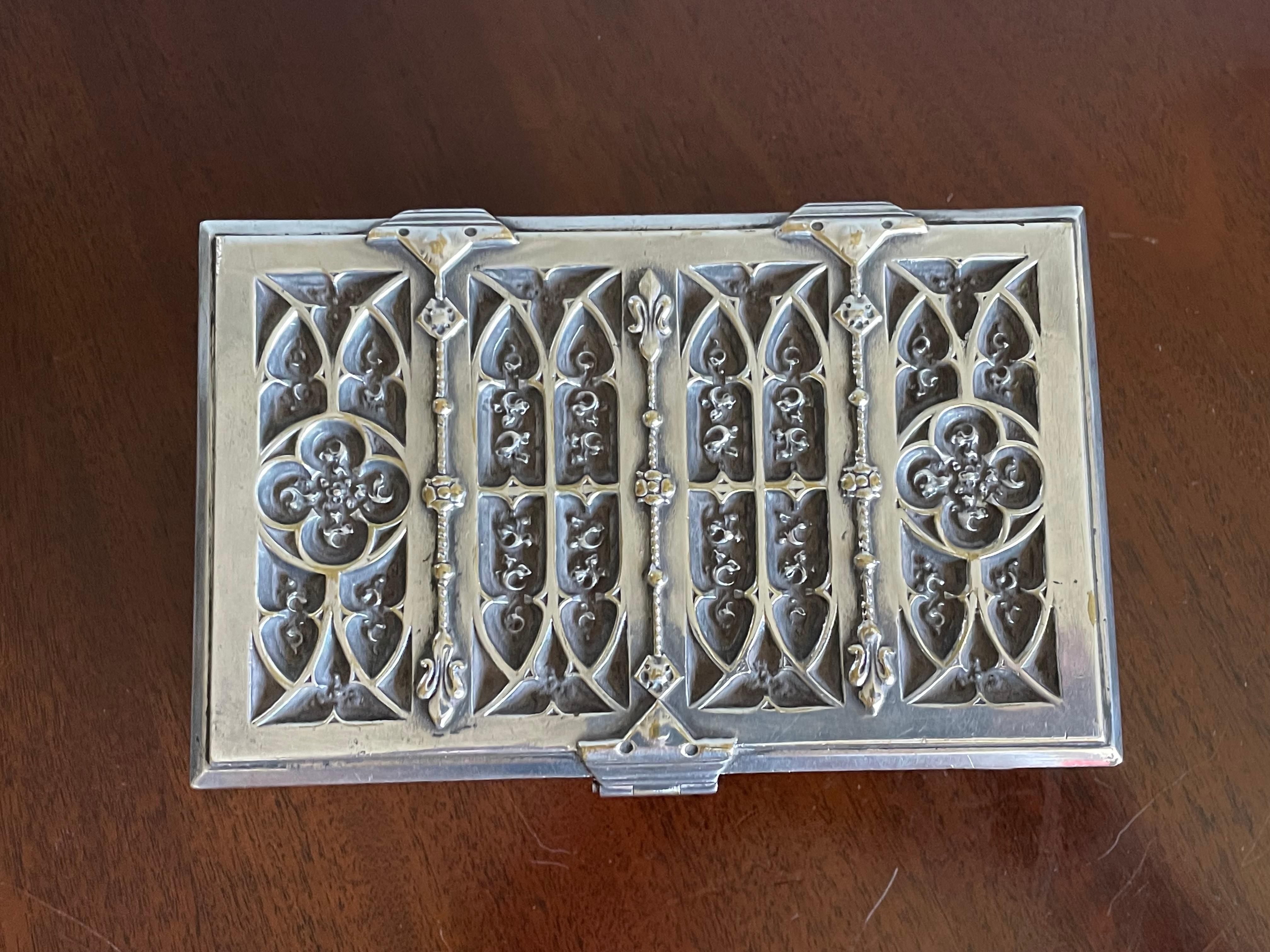 Stunning Gothic Revival Silvered Bronze Jewelry Box with Church Window Panels In Good Condition In Lisse, NL