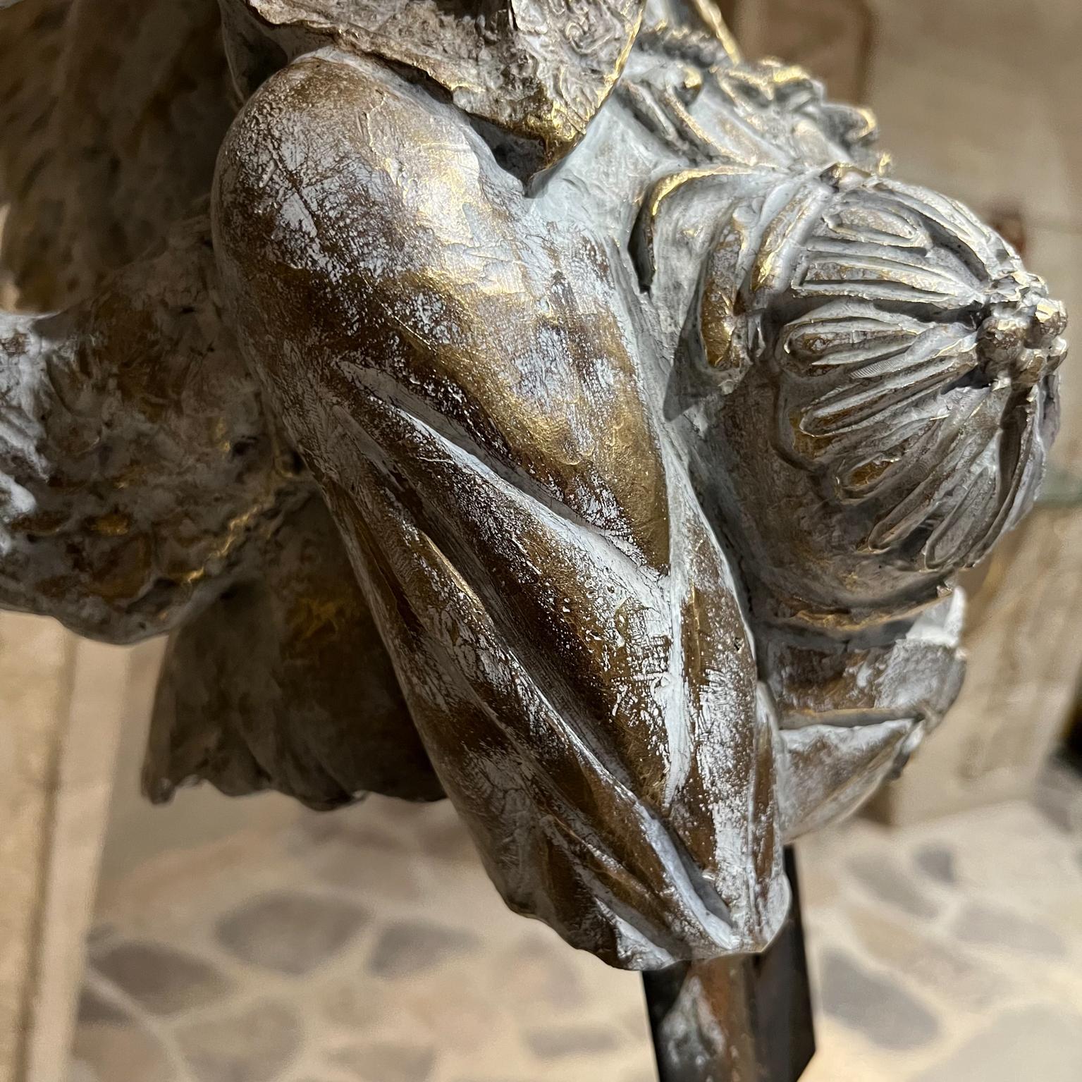 Atemberaubende griechische Sphinx weiße Skulptur weiblich Bronze geschmiedet Stahl im Angebot 8