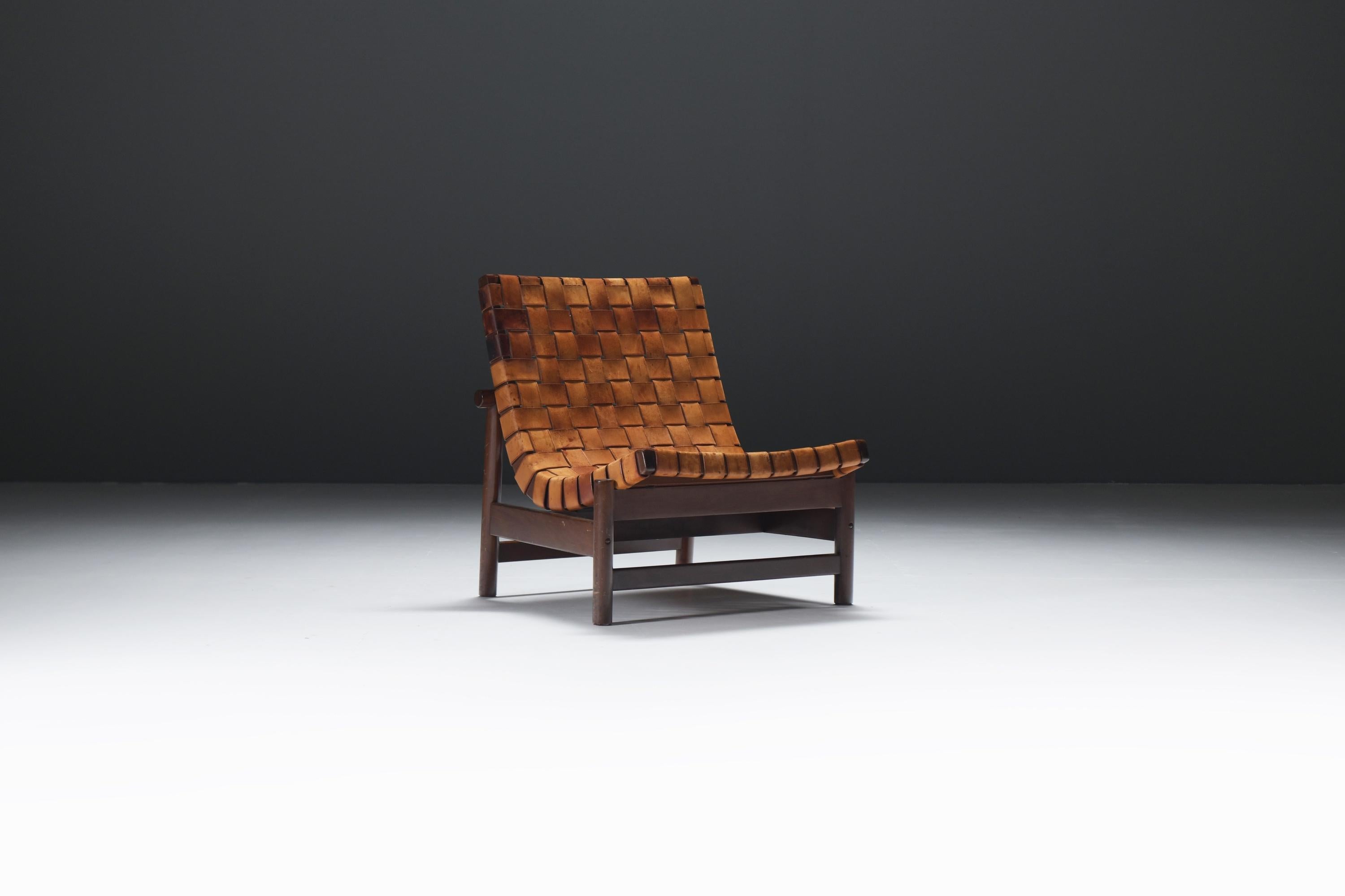 Mid-Century Modern Stunning Guama lounge chair by Gonzalo Cordoba for Dujo Cuba.  A rare find! For Sale