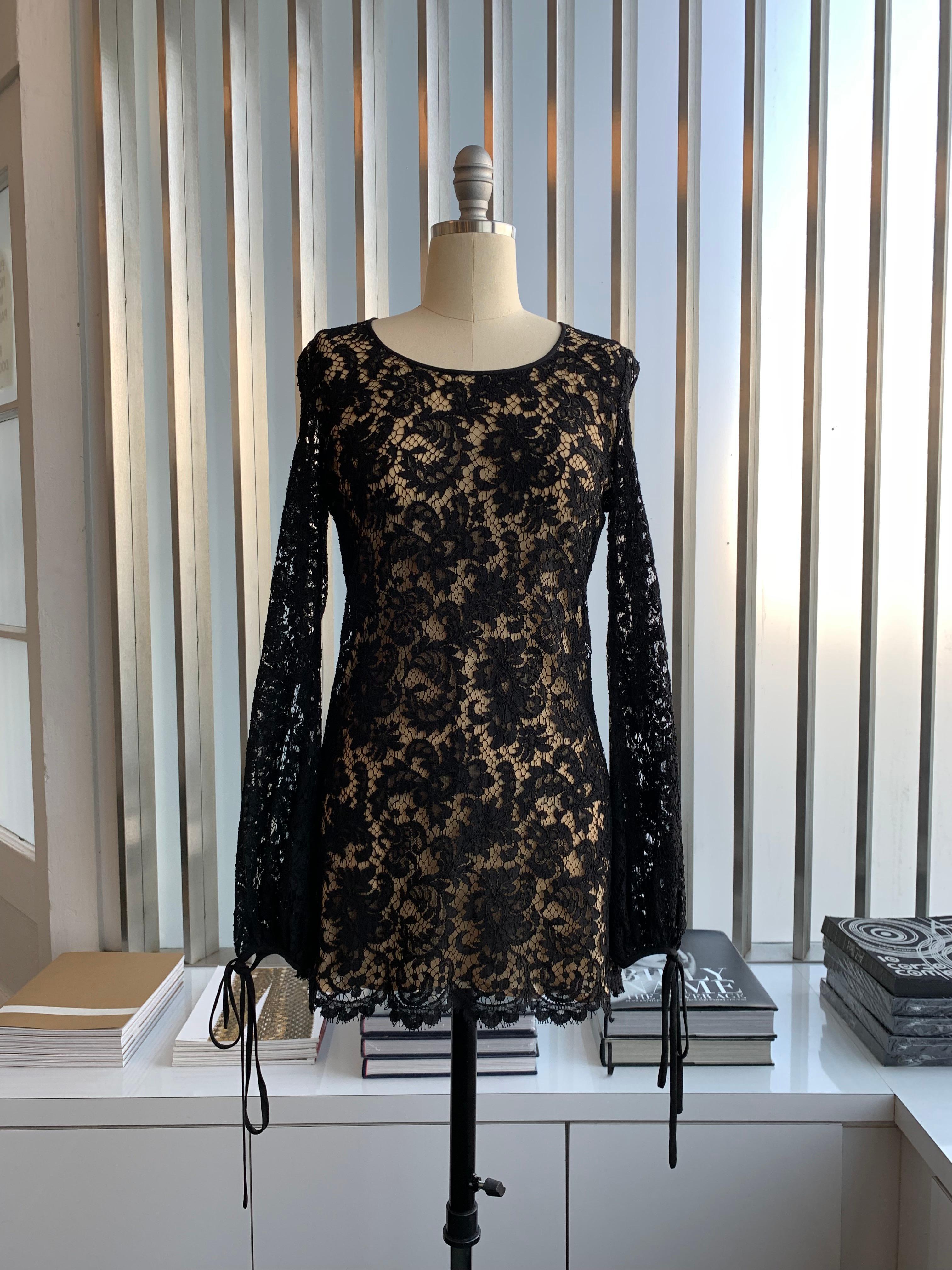 Stunning Gucci By Tom Ford 1996 Black Lace Mini Dress with Original Tags  In Excellent Condition In Los Angeles, CA