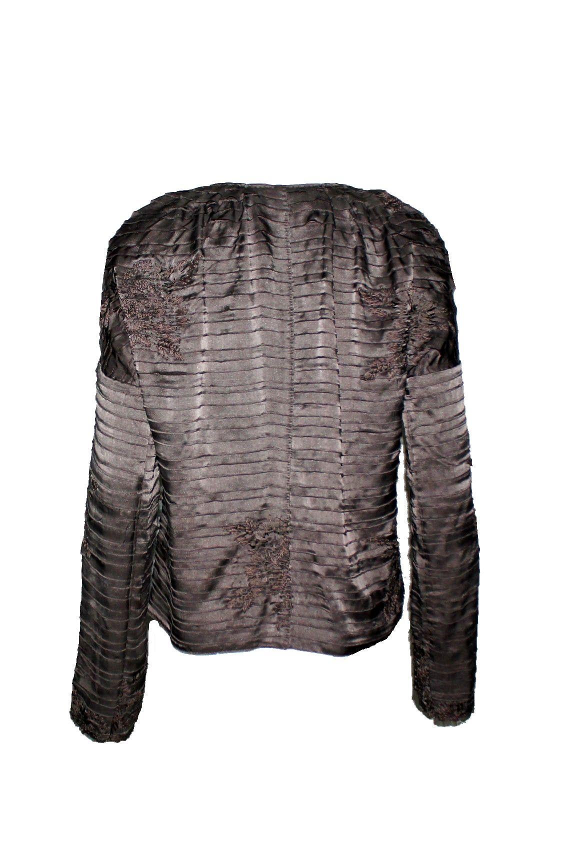Stunning silk jacket by Tom Ford for Gucci
From his famous SS 2003 collection
Beautiful fringed, layered silk
Like demi-couture, all hand-stitched and embroidered
Stunning piece
Made in Italy
Dry Clean Only

This is for the jacket only.

Please find