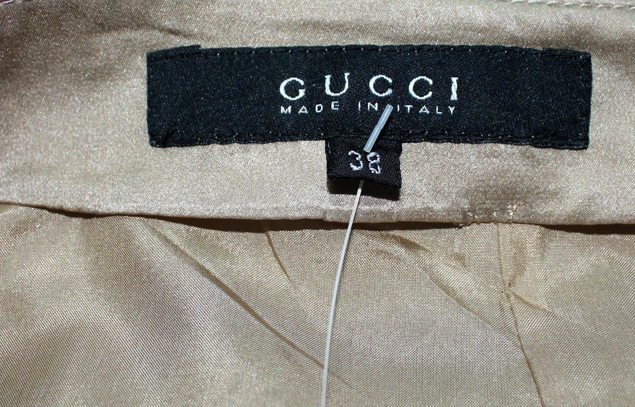 Stunning Gucci by Tom Ford 2003 Kimono Collection Embroidered Silk Skirt In Excellent Condition In Switzerland, CH
