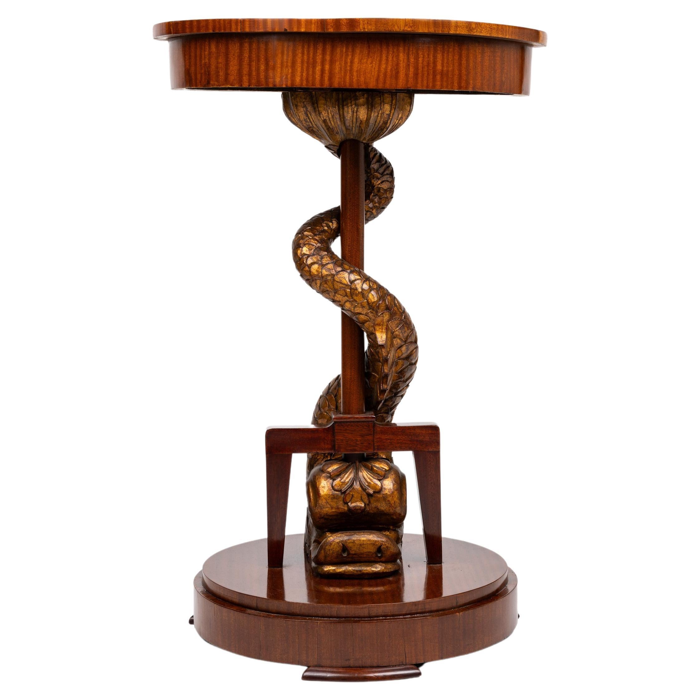 Stupendo tavolo Gueridon, delfino intagliato a mano, secondo Impero, ~1900, Italia