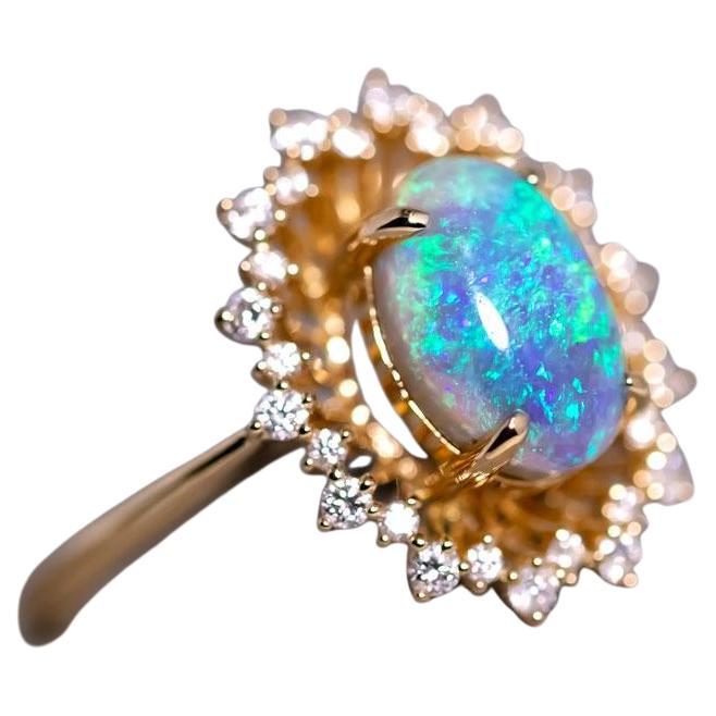 Atemberaubender Halo Diamant Halbschwarzer Opal Verlobungsring 18K Gelbgold