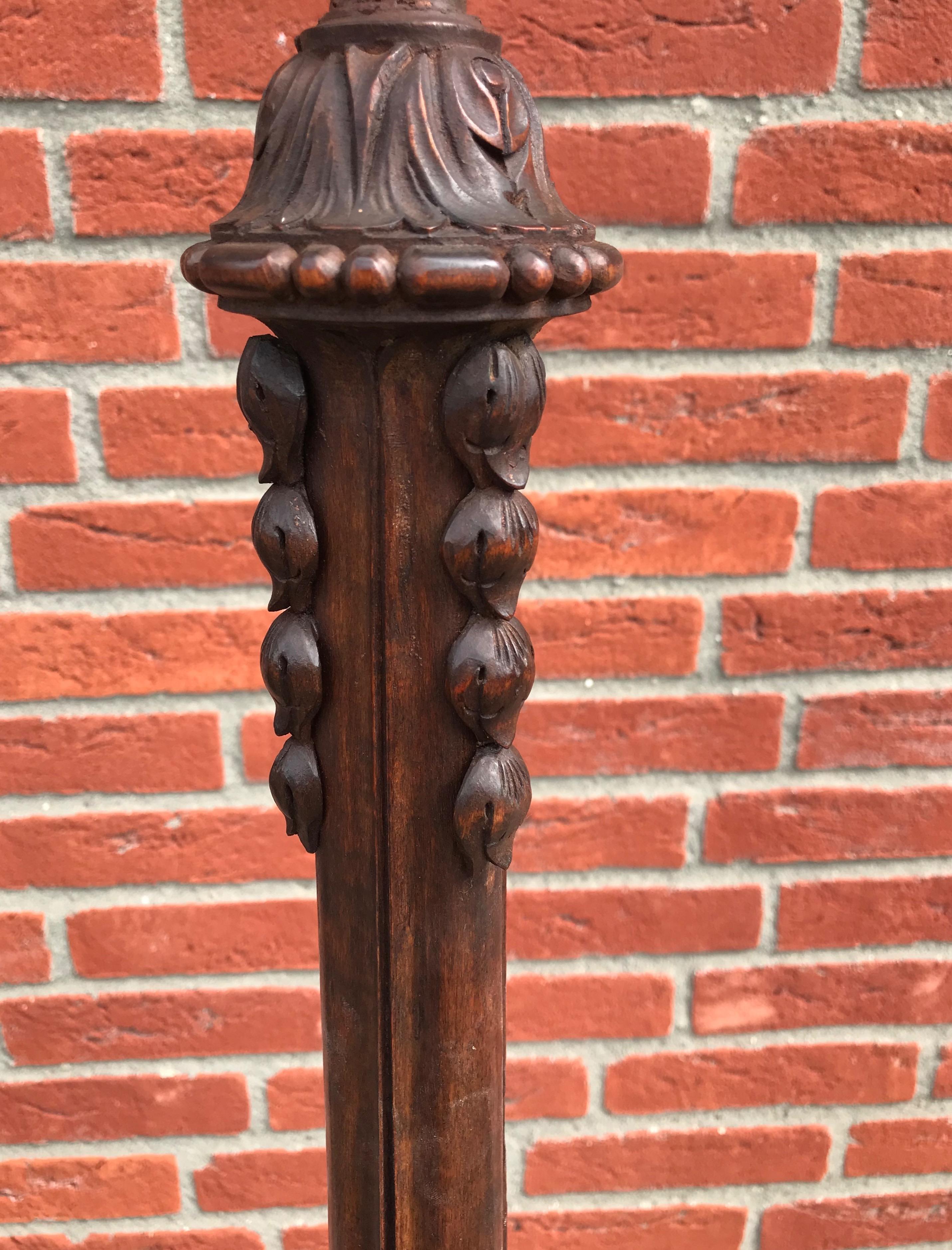 Impressive and all Hand-Carved Griffin Sculptures in a Gothic Style Floor Lamp 1
