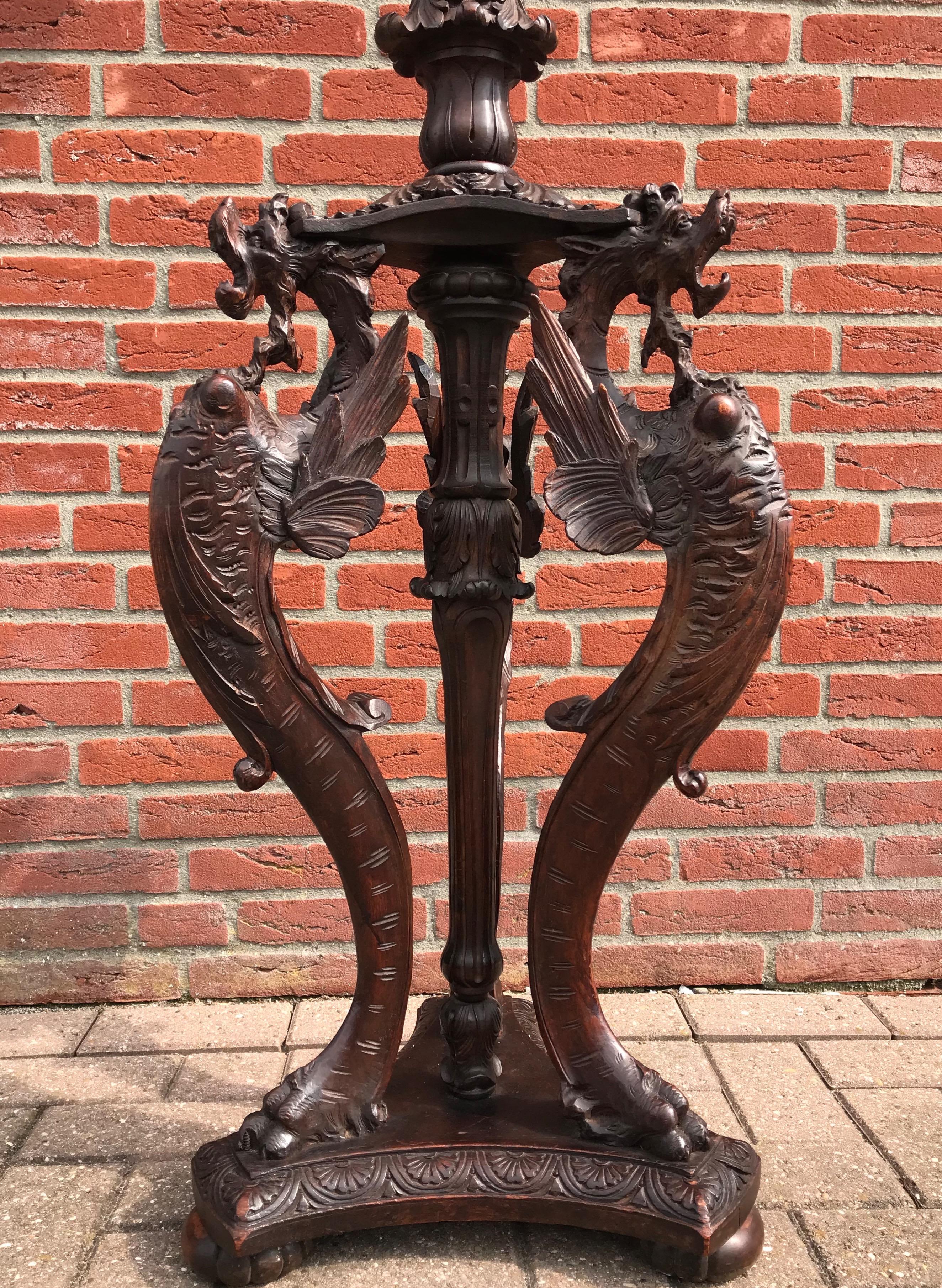 Impressive and all Hand-Carved Griffin Sculptures in a Gothic Style Floor Lamp For Sale 4