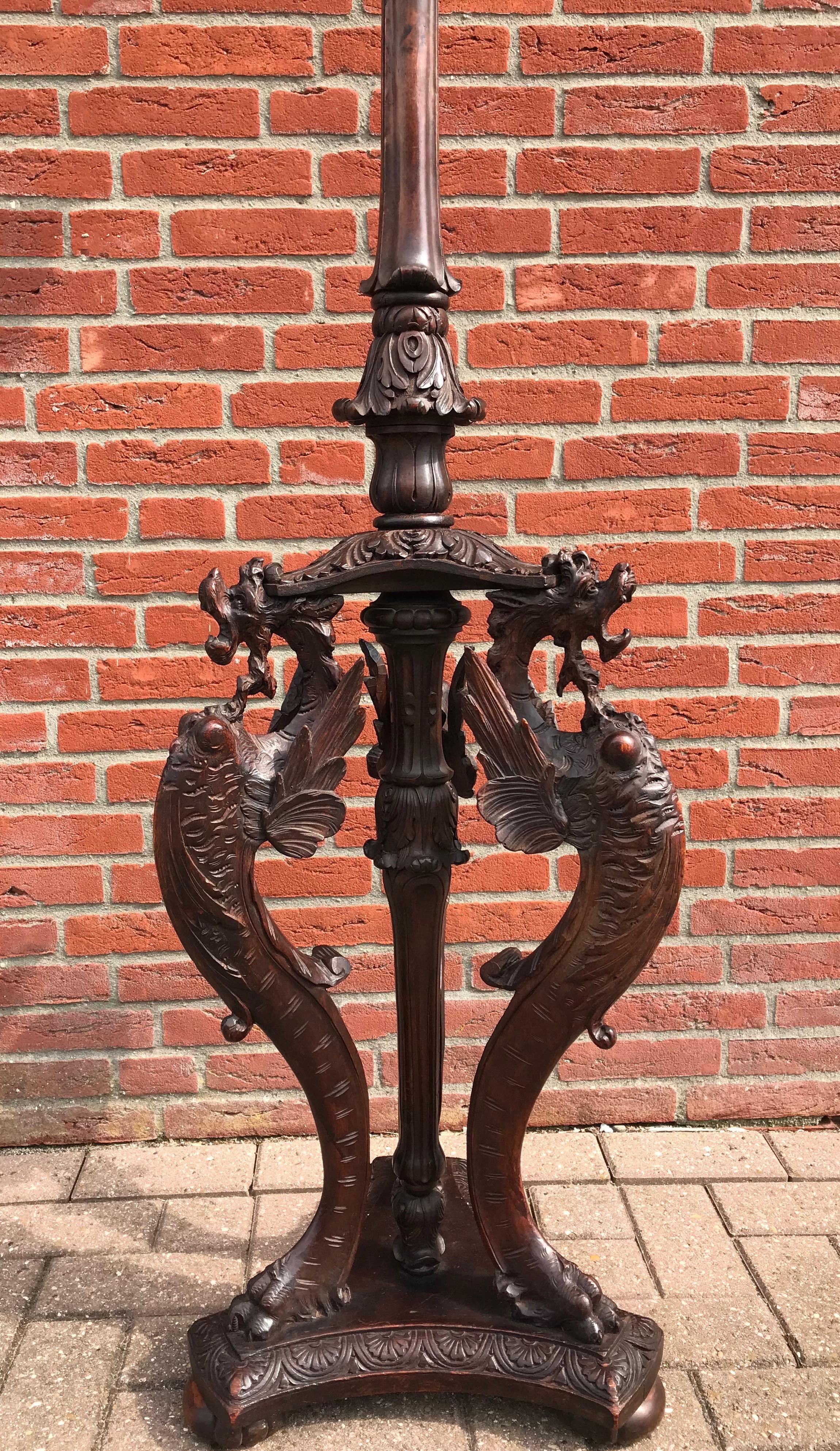 Impressive and all Hand-Carved Griffin Sculptures in a Gothic Style Floor Lamp For Sale 5