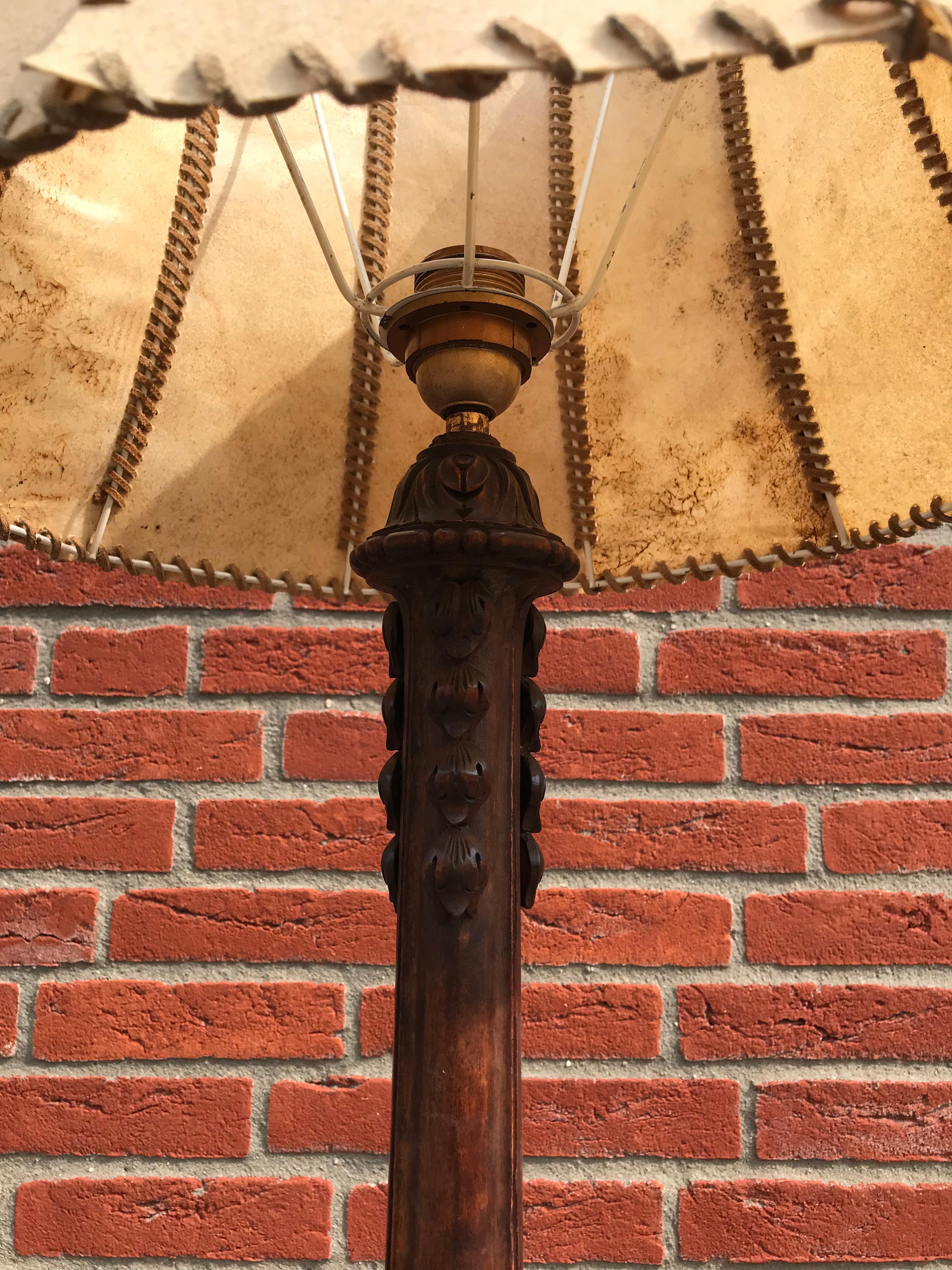 Impressive and all Hand-Carved Griffin Sculptures in a Gothic Style Floor Lamp 6