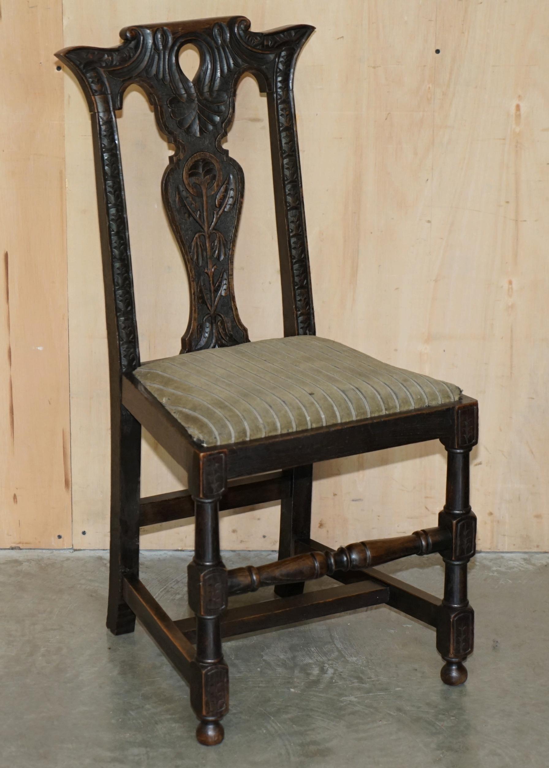 Table de salle à manger ViCtorian extensible sculptée à la main, 6 chaises en vente 5