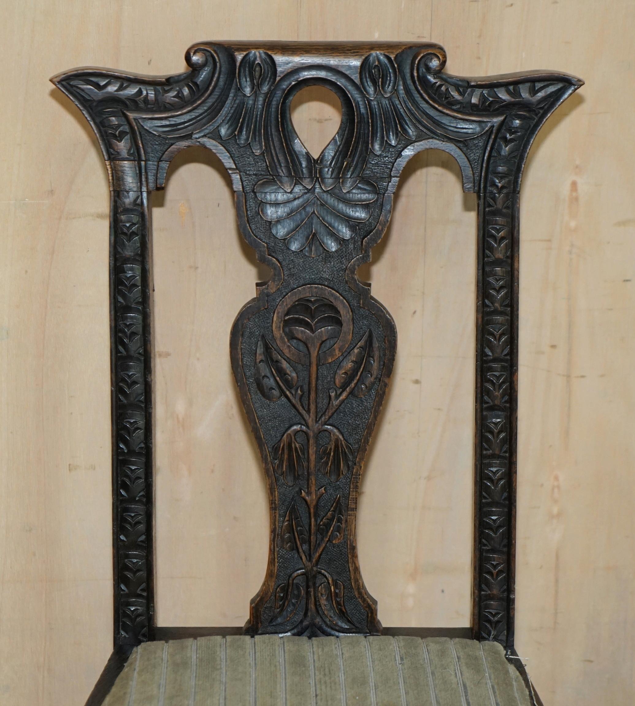 Table de salle à manger ViCtorian extensible sculptée à la main, 6 chaises en vente 7