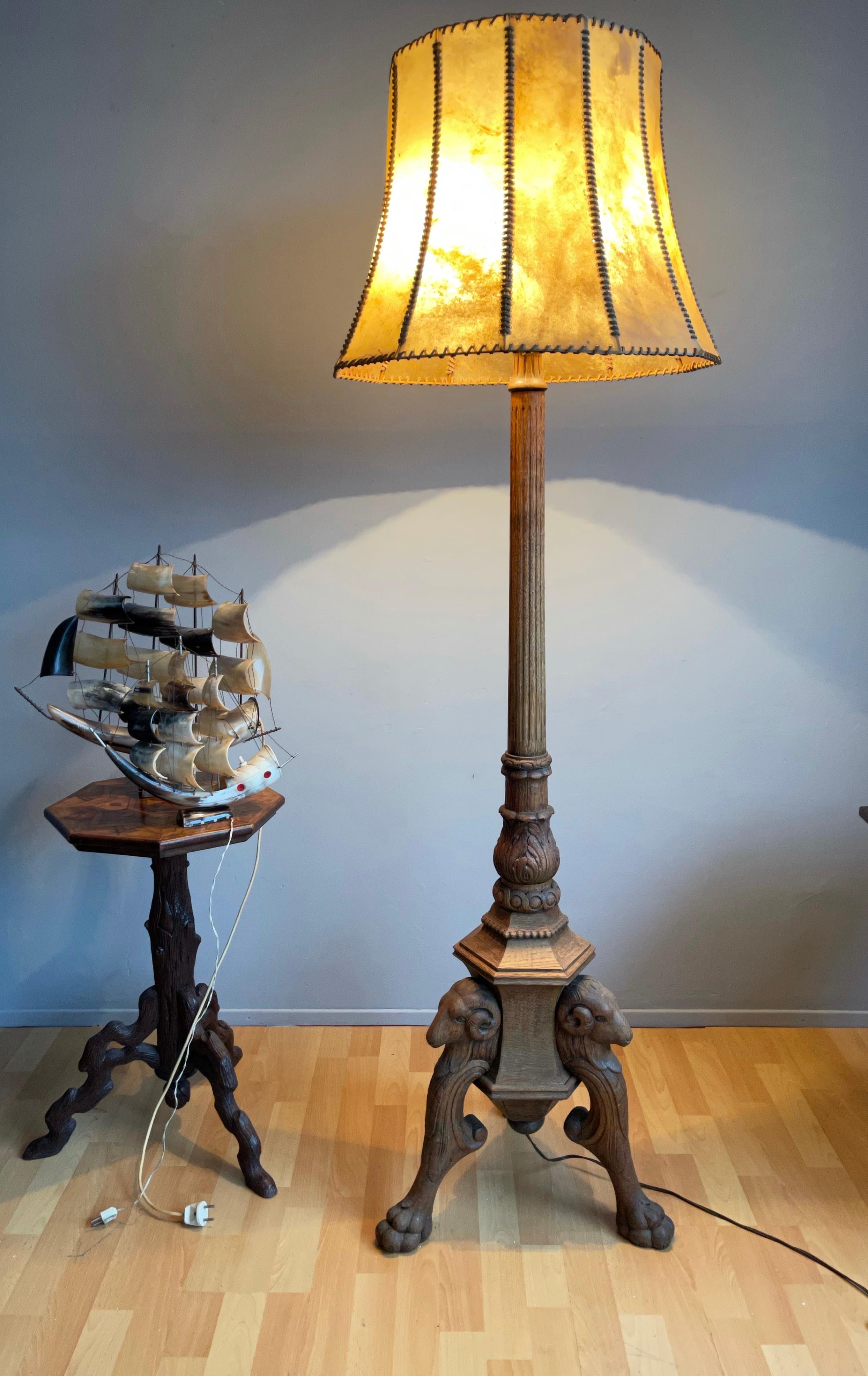Stunning Hand Carved Arts & Crafts Floor Lamp with Triple Rams Heads & Legs Base 3