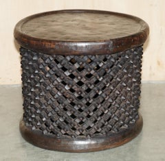 STUNNiNG HAND CARVED CIRCA 1930'S BAMILEKE SIDE TABLE OR STOOL FROM CAMEROON