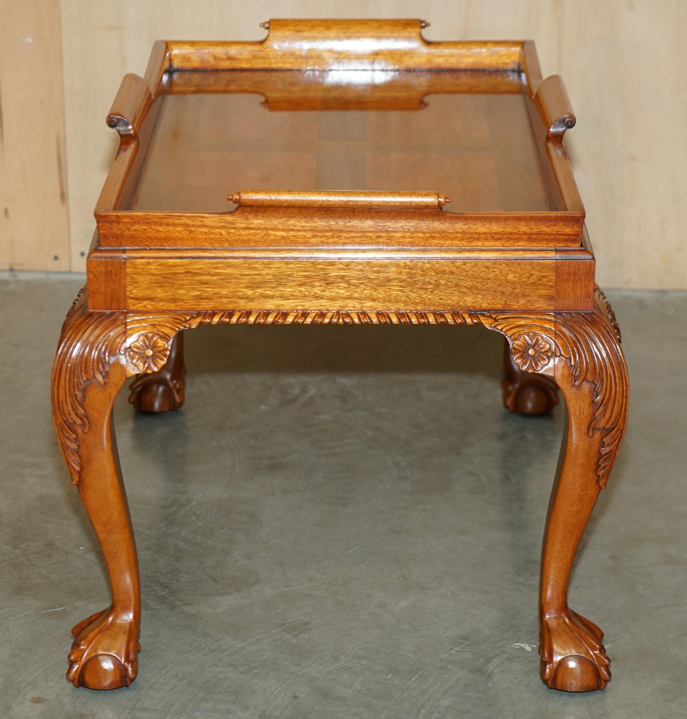 STUNNiNG HAND CARVED CLAW & BALL FOOT HARDWOOD COFFEE TRAY TABLE REMOVABLE TRAY For Sale 9
