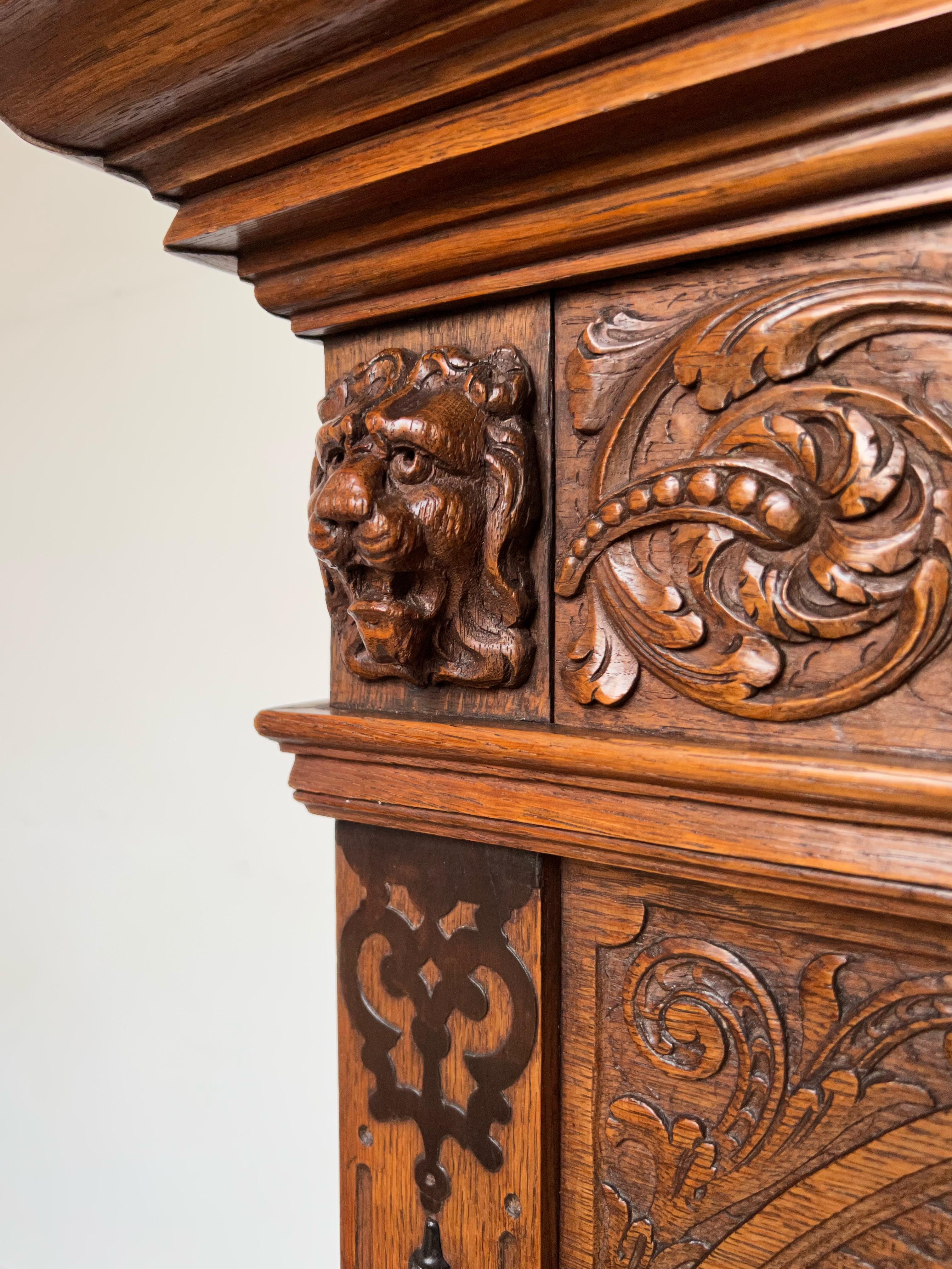 Stunning Hand Carved Dutch Renaisssance Oak Bookcase / Cabinet w. Glass Windows For Sale 1