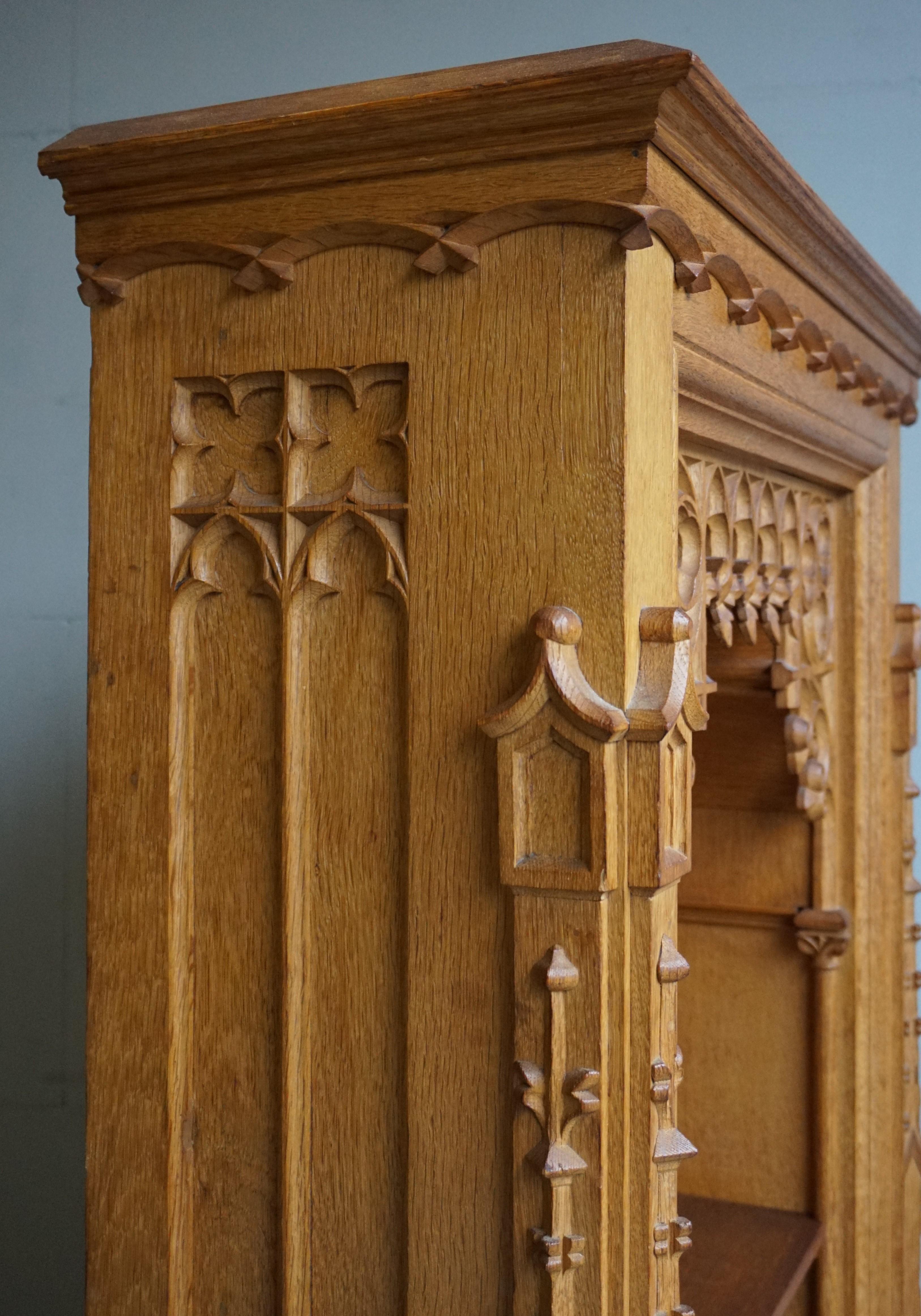 Dutch Stunning Hand Carved Light Oak Antique Gothic Revival Bookcase / Shrine Cabinet