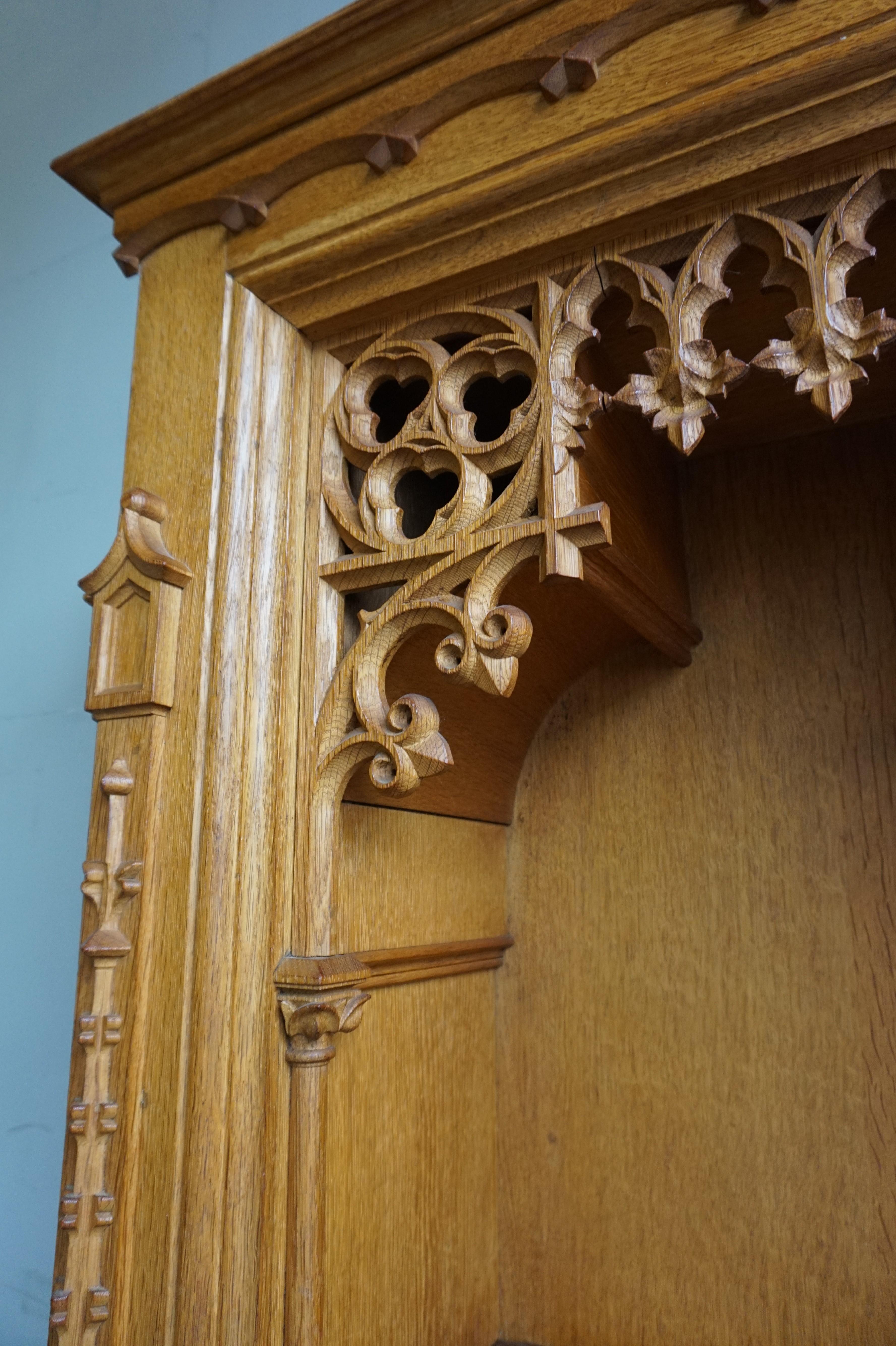 20th Century Stunning Hand Carved Light Oak Antique Gothic Revival Bookcase / Shrine Cabinet