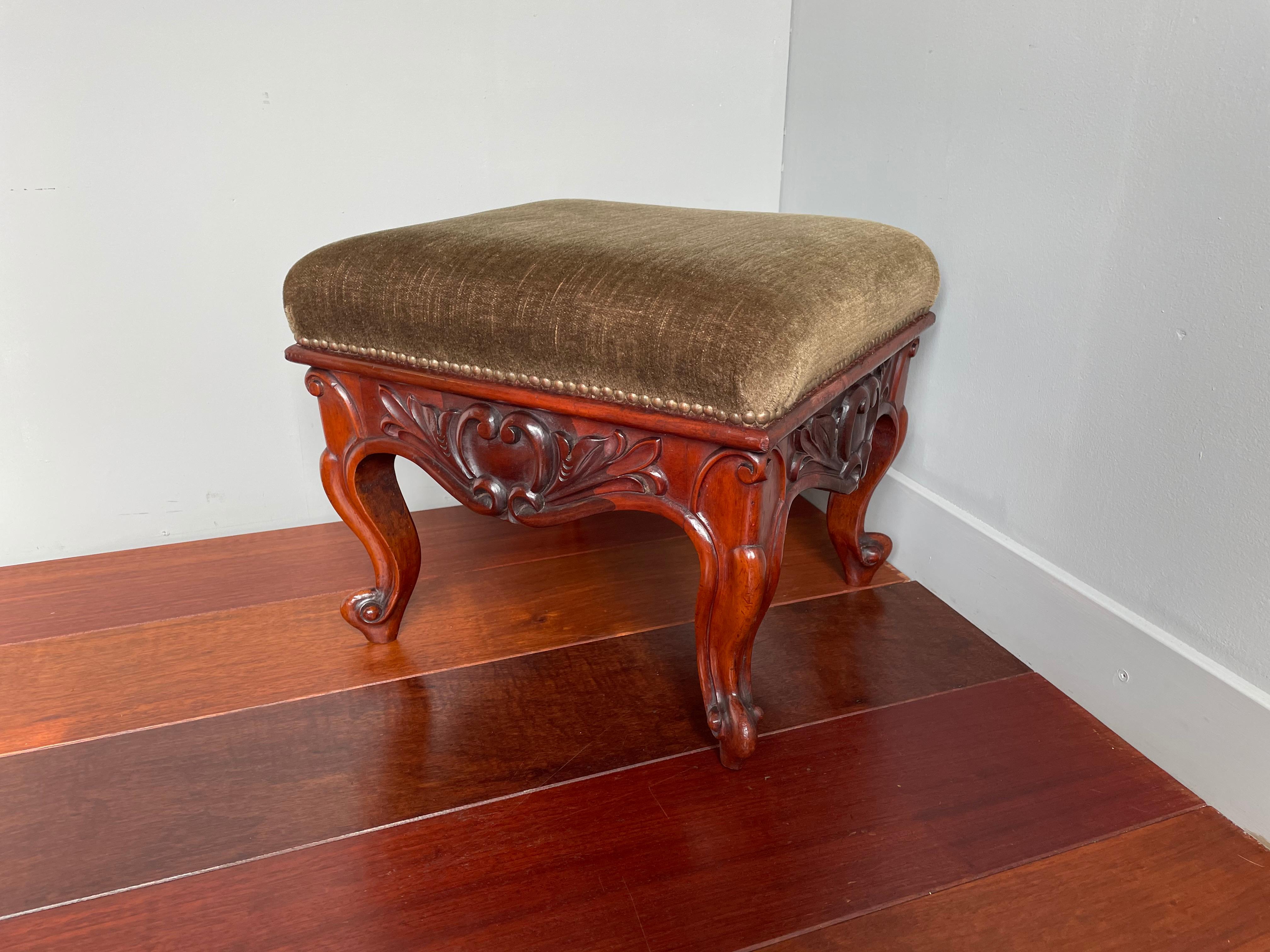 Stylish and excellent condition, solid wooden foot stool. 

If you have a favourite antique armchair, but you do not yet have a perfect footstool to go with it then this wonderful specimen from the late 1800s could be flying your way soon. This