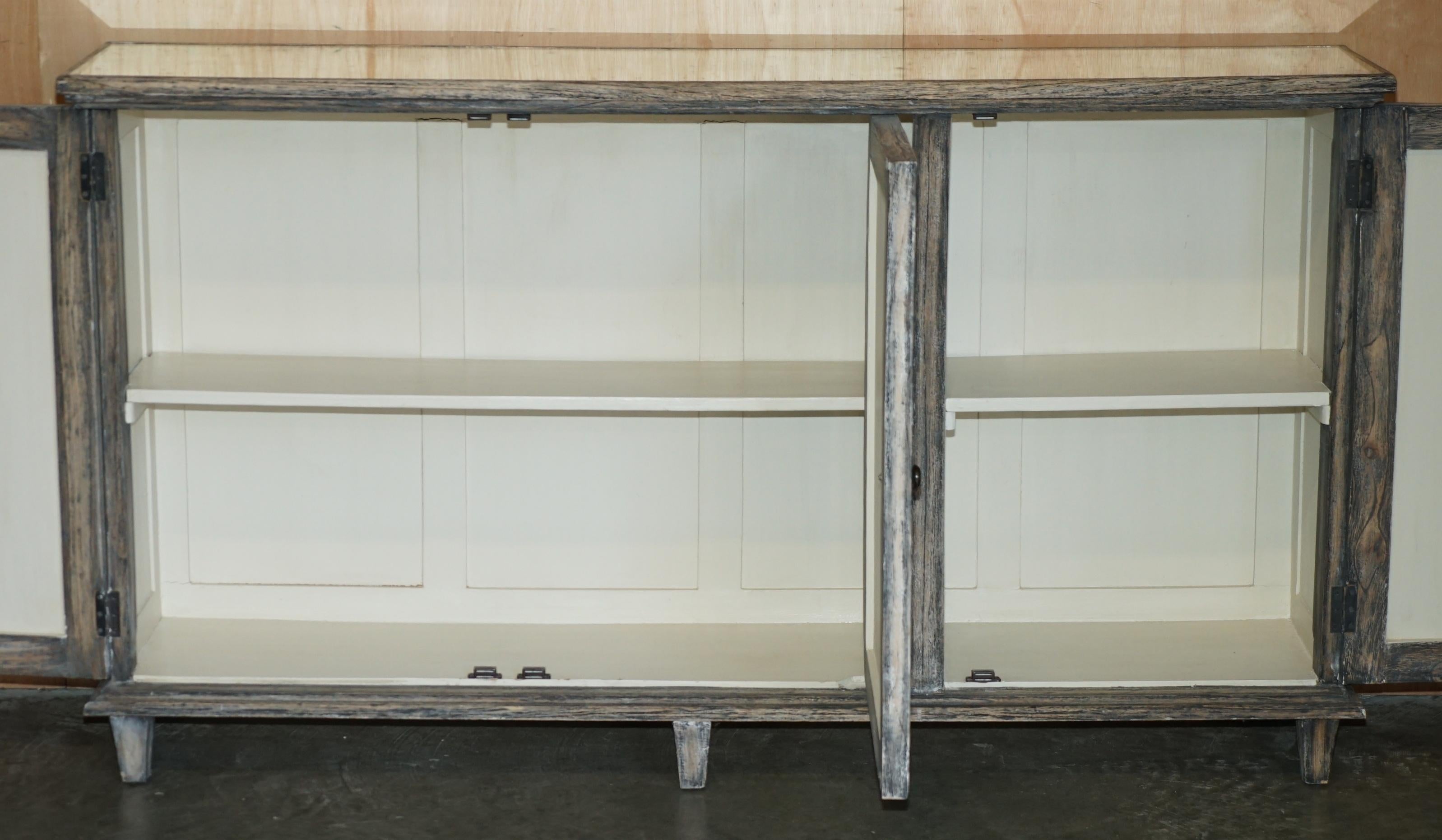 STUNNING HAND CARVED VENETIAN MIRRORED SiDEBOARD CUPBOARD CONSOLE TABLE For Sale 12