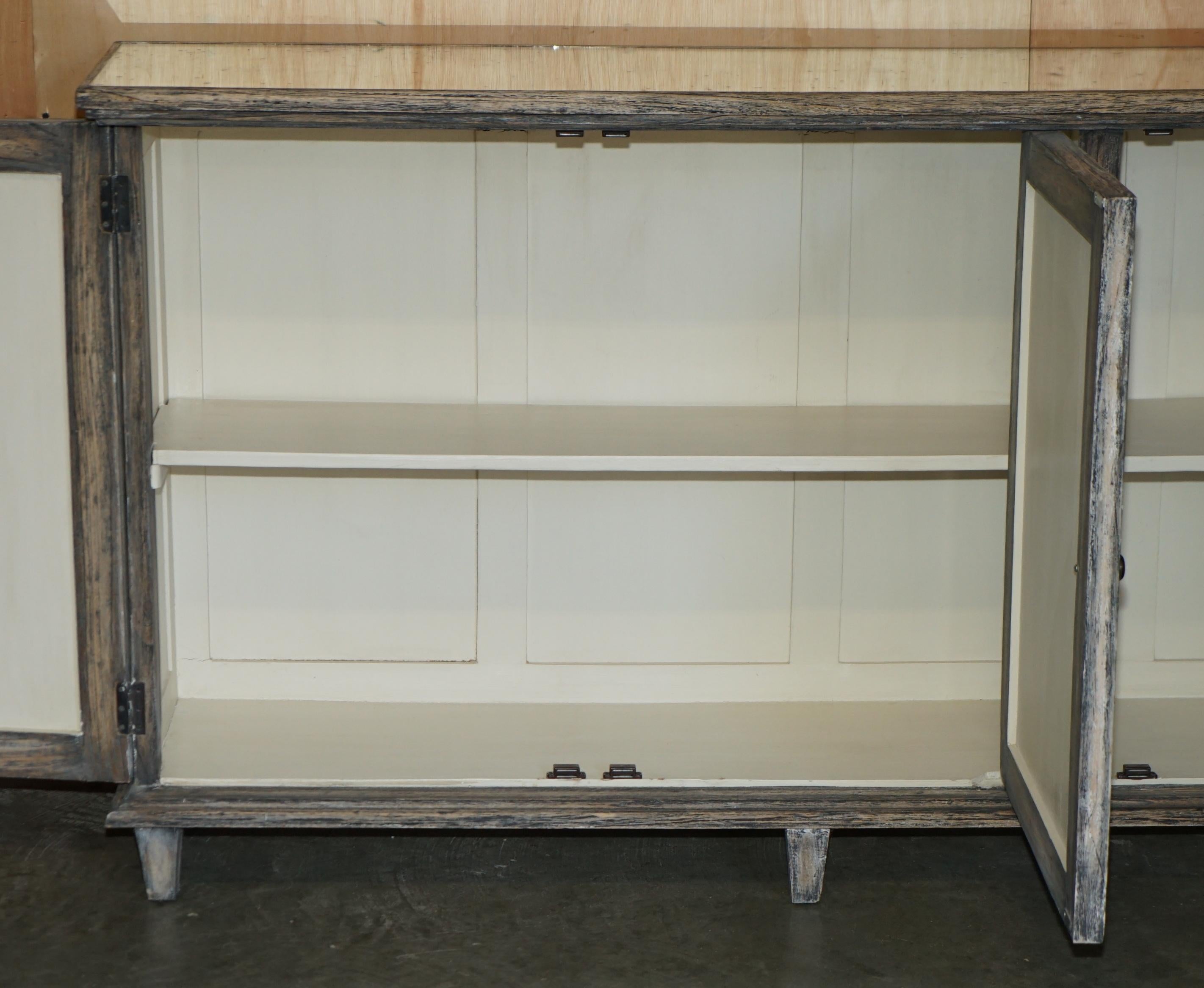 STUNNING HAND CARVED VENETIAN MIRRORED SiDEBOARD CUPBOARD CONSOLE TABLE For Sale 13