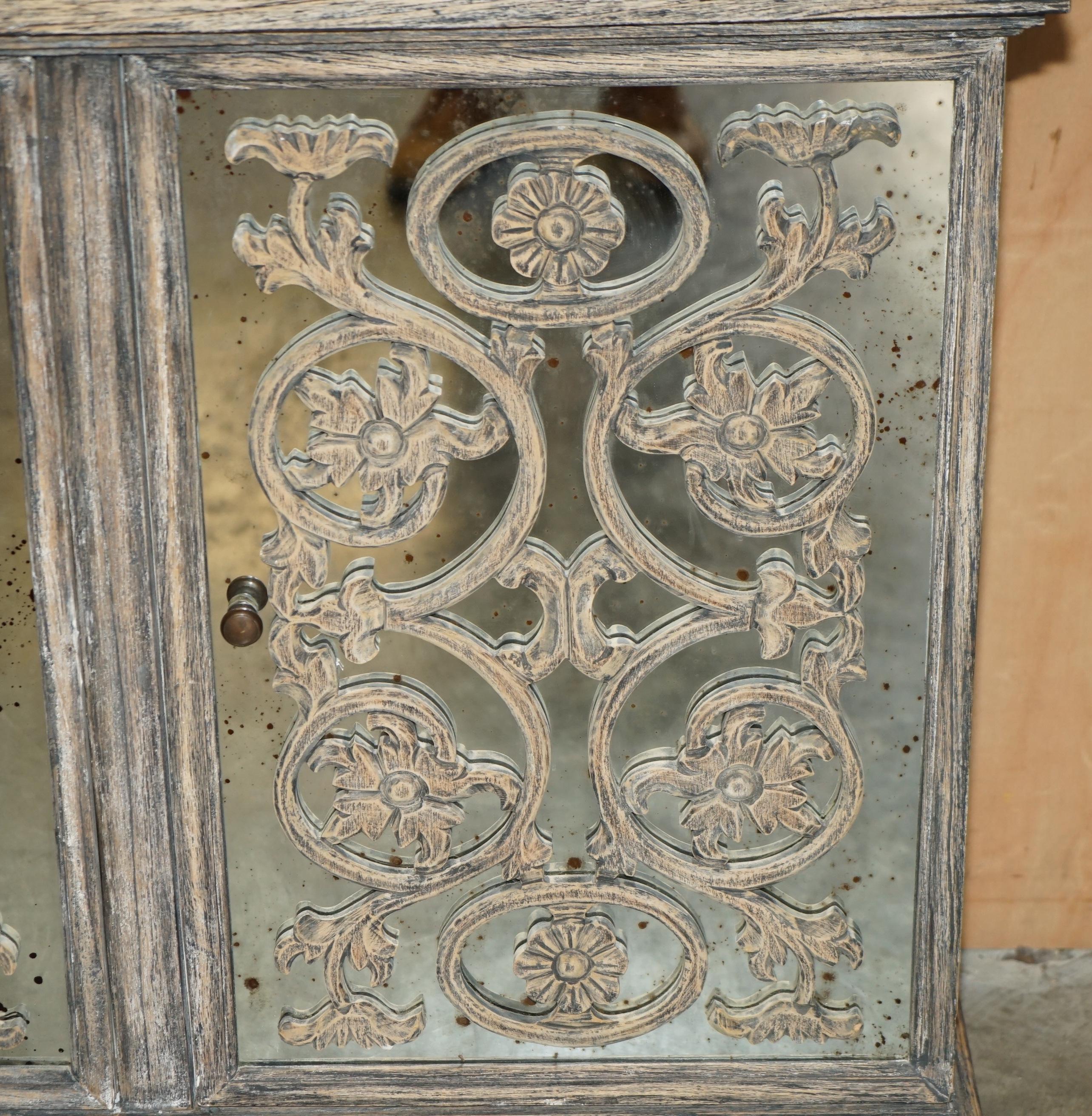 Mirror STUNNING HAND CARVED VENETIAN MIRRORED SiDEBOARD CUPBOARD CONSOLE TABLE For Sale