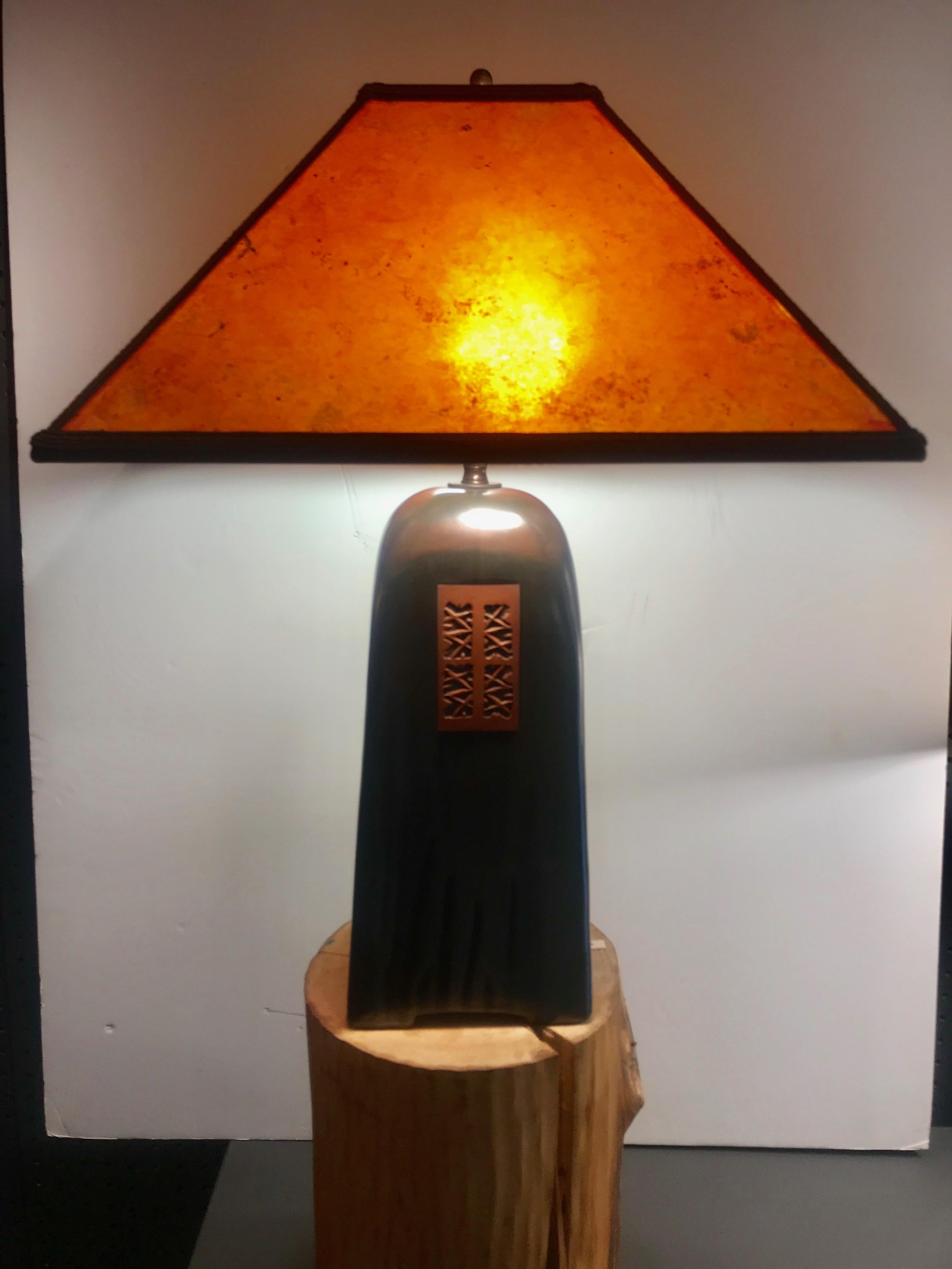 Stunning Handcrafted Onyx Glaze Lamp with Amber Mica Shade In Excellent Condition For Sale In Hopewell, NJ