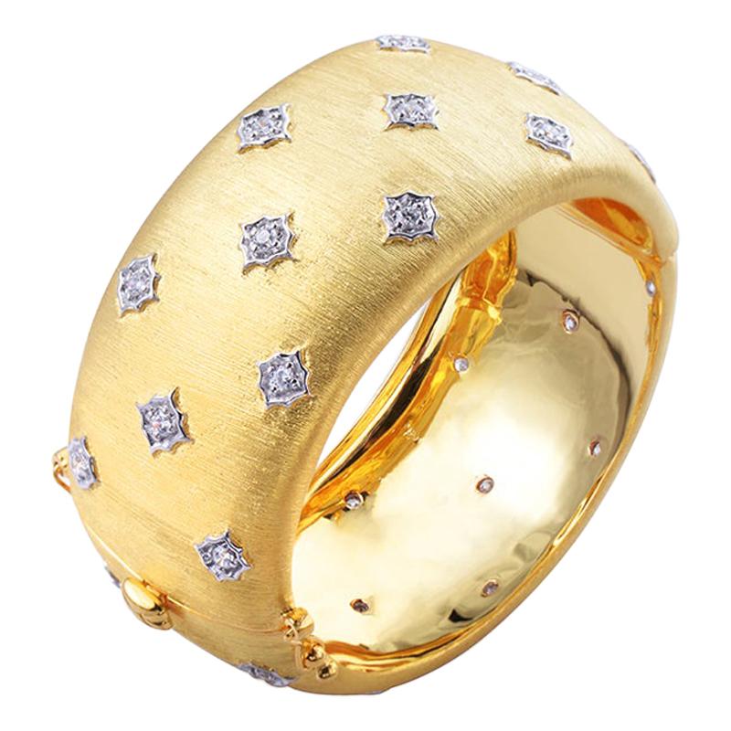 Stunning Hand-engraved Star-pattern Vermeil Cuff Bracelet For Sale