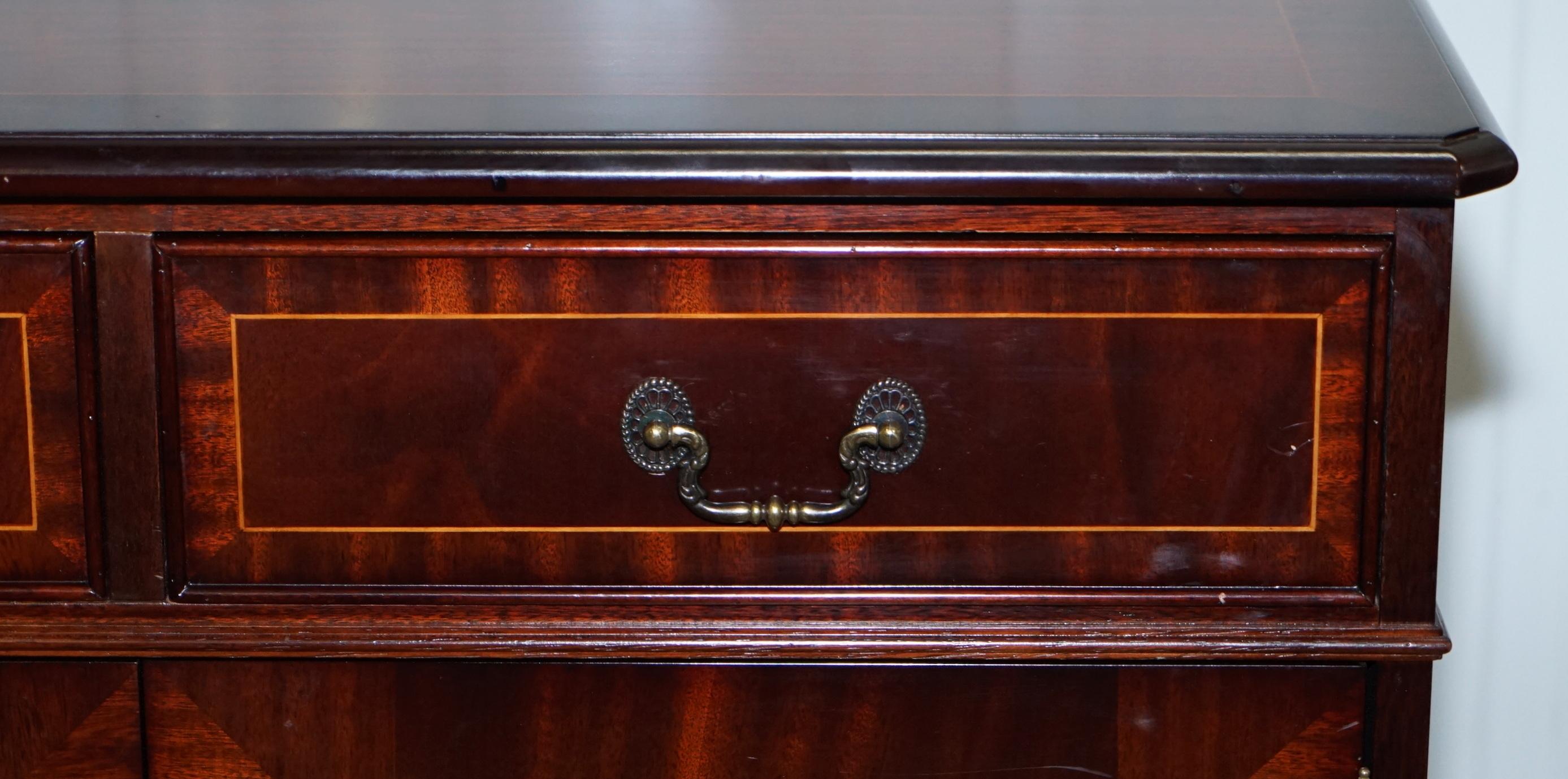 20th Century Stunning Handmade in England Solid Mahogany Sideboard with Drawers on Wheels