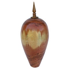 Atemberaubende handgedrehte Honig- Locust-Vase von John Mascoll