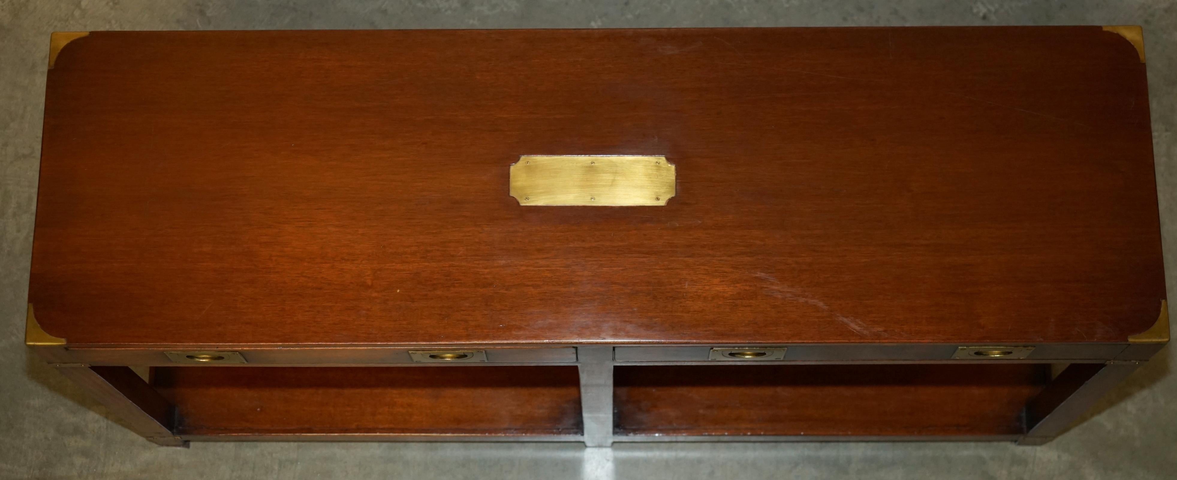 Campaign STUNNiNG HARRODS LONDON KENNEDY TWIN DRAWER MILITARY CAMPAIGN CONSOLE TABLE For Sale