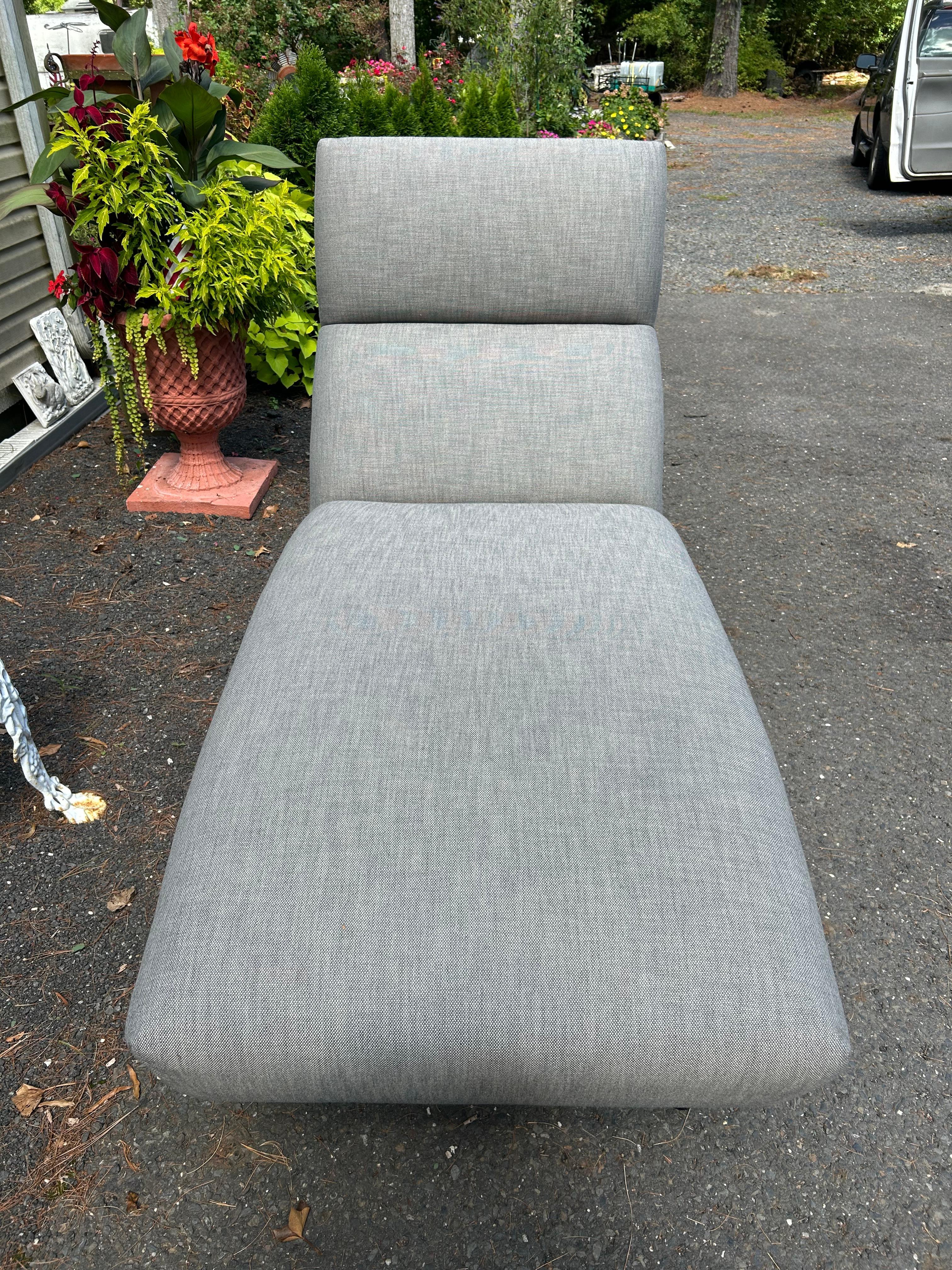 Stupefacente Chaise Lounge Contour in stile Harvey Probber, metà del secolo scorso. in vendita 8