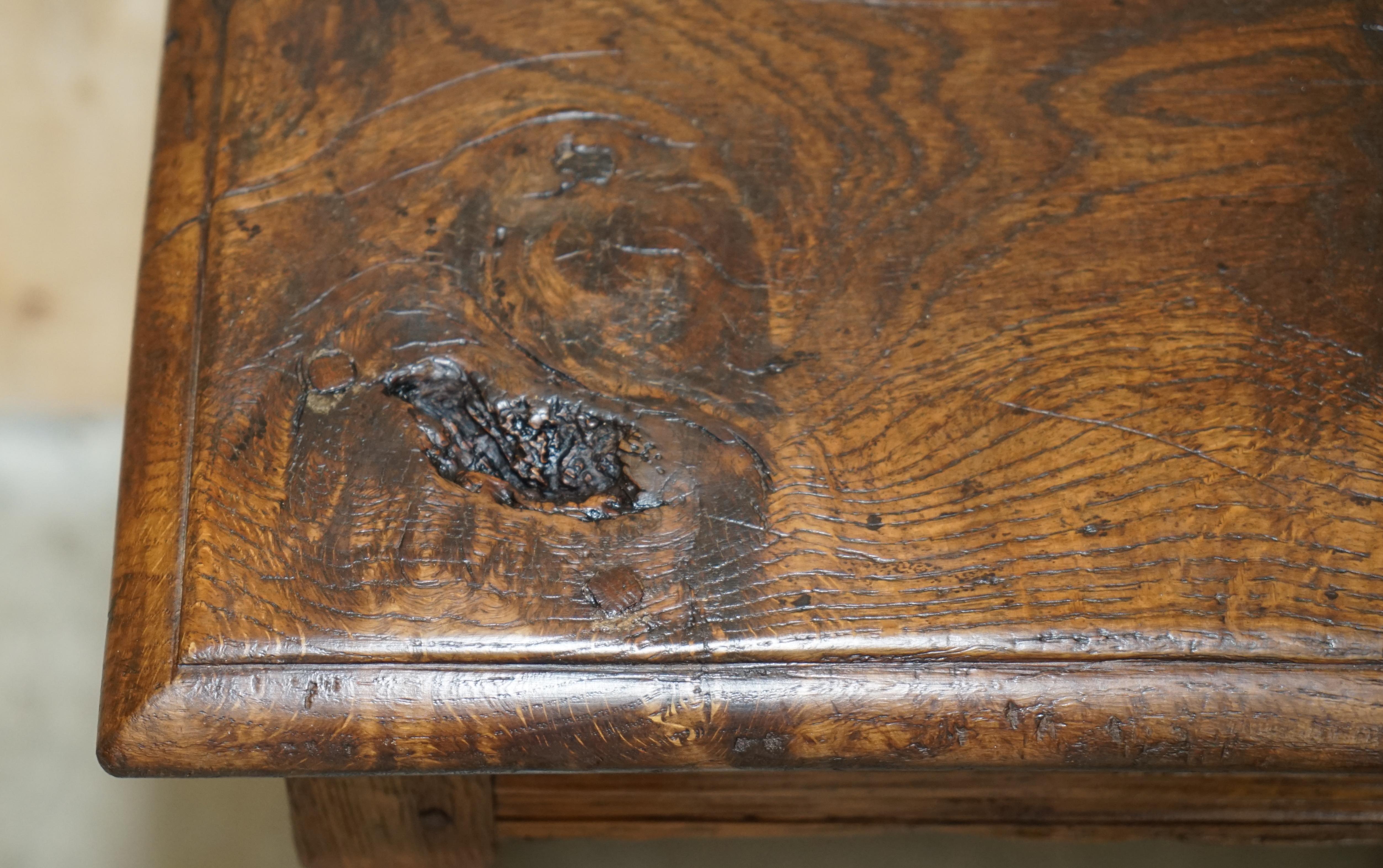 STUNNiNG HEAVILY BURRED OAK ANTIQUE 18TH CENTURY CIRCA 1780 JOINTED STOOL TABLE For Sale 9