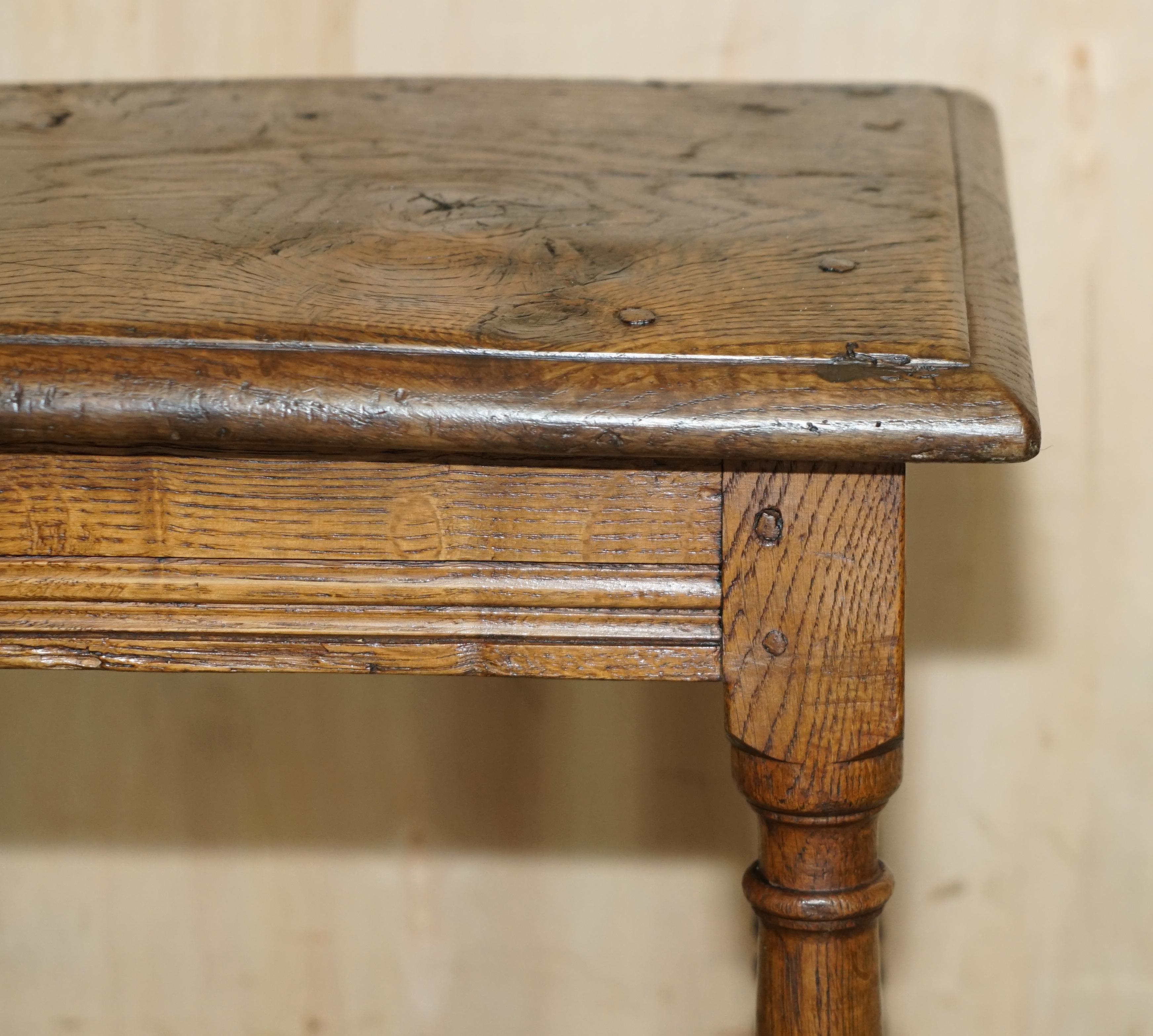 Hand-Crafted STUNNiNG HEAVILY BURRED OAK ANTIQUE 18TH CENTURY CIRCA 1780 JOINTED STOOL TABLE For Sale