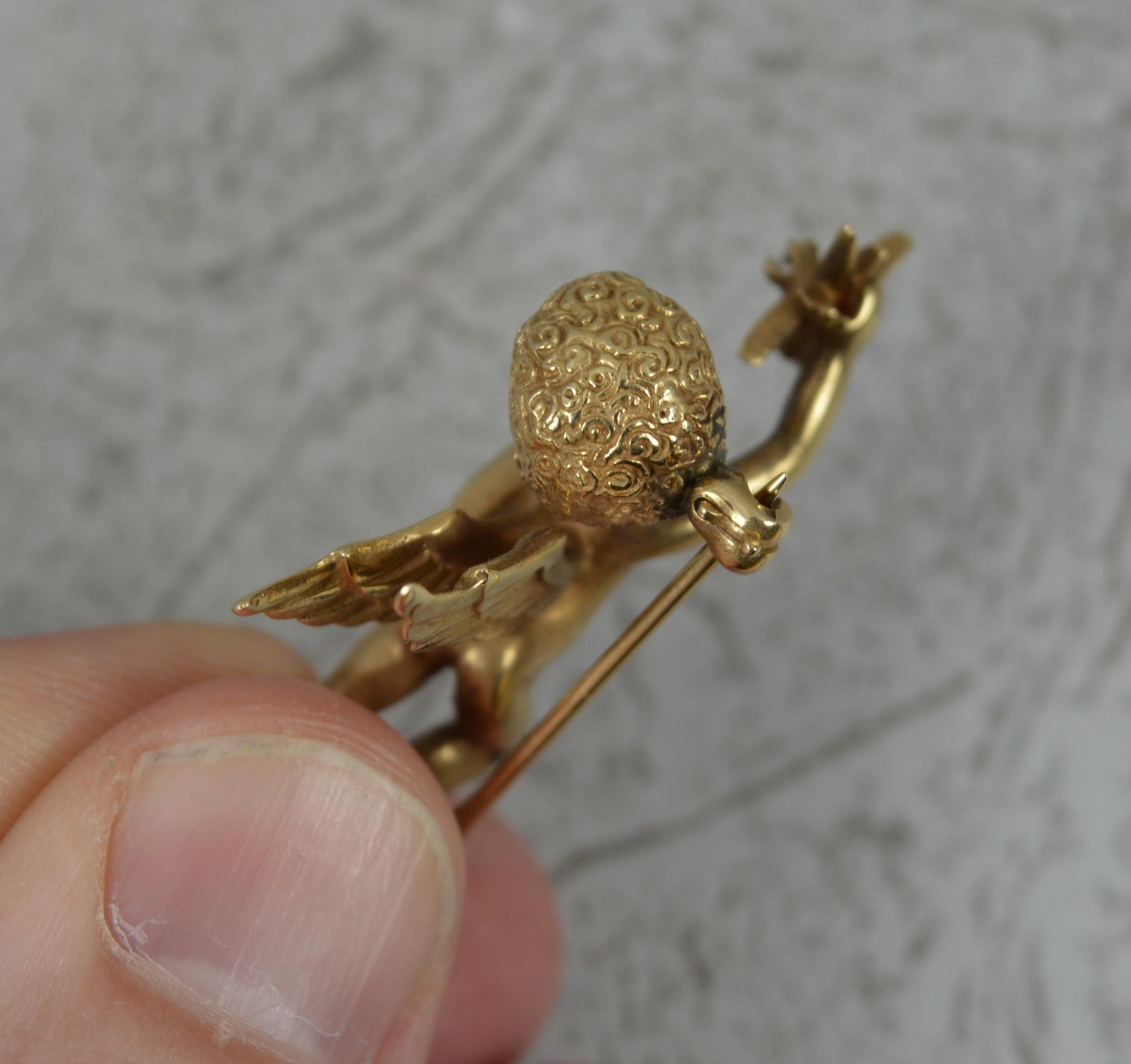 Stunning Heavy and Solid 14 Carat Gold and Diamond Cherub Brooch 13.6g For Sale 2