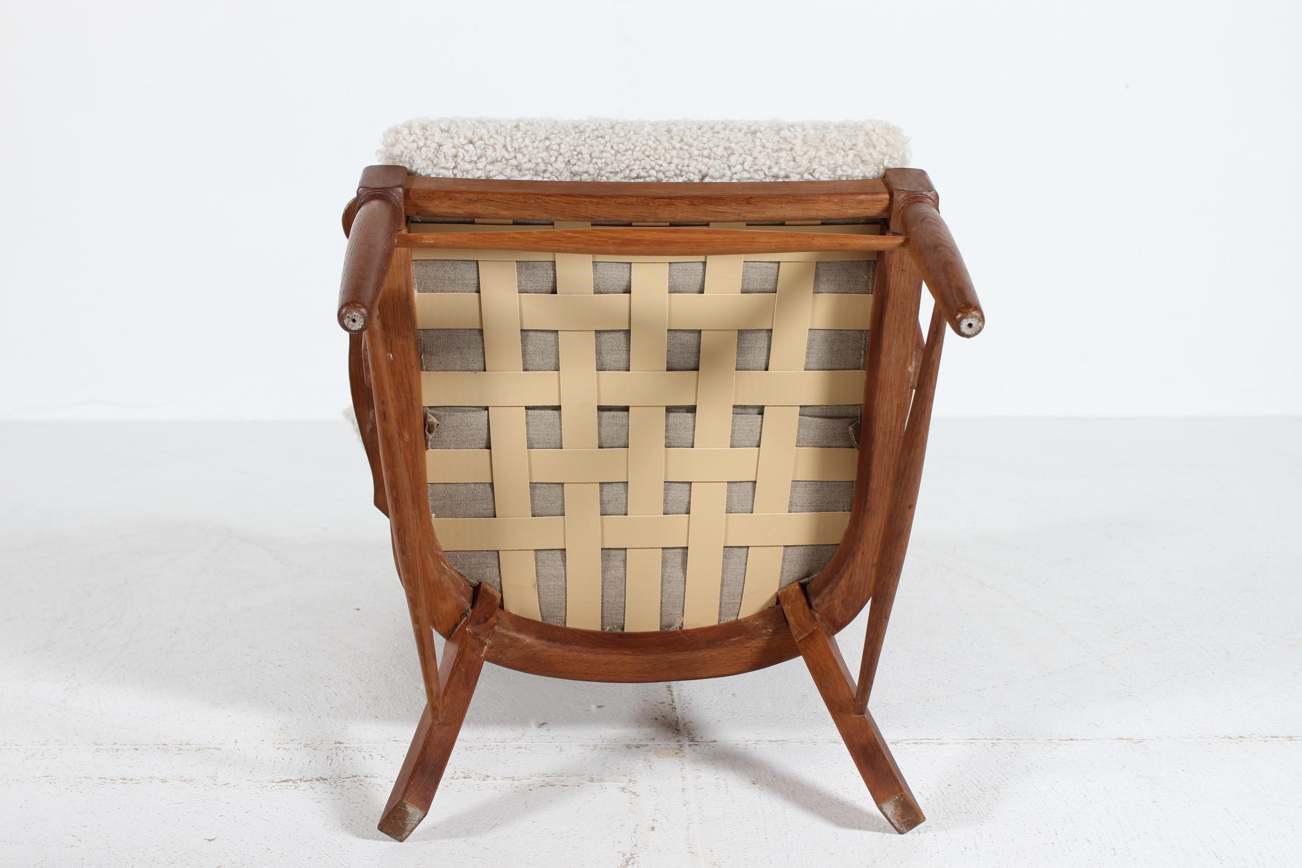 Stupenda poltrona con schienale alto in stile Henning Kjærnulf di Oak massiccio Danimarca anni '70 in vendita 7