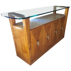 Atemberaubendes Henredon-Sideboard mit länglicher Glasplatte und Granit zweiter Ebene