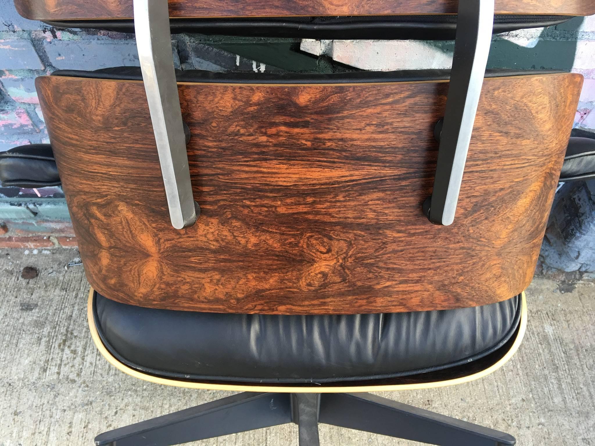 Stunning Herman Miller Eames Lounge Chair and Ottoman In Excellent Condition In Brooklyn, NY