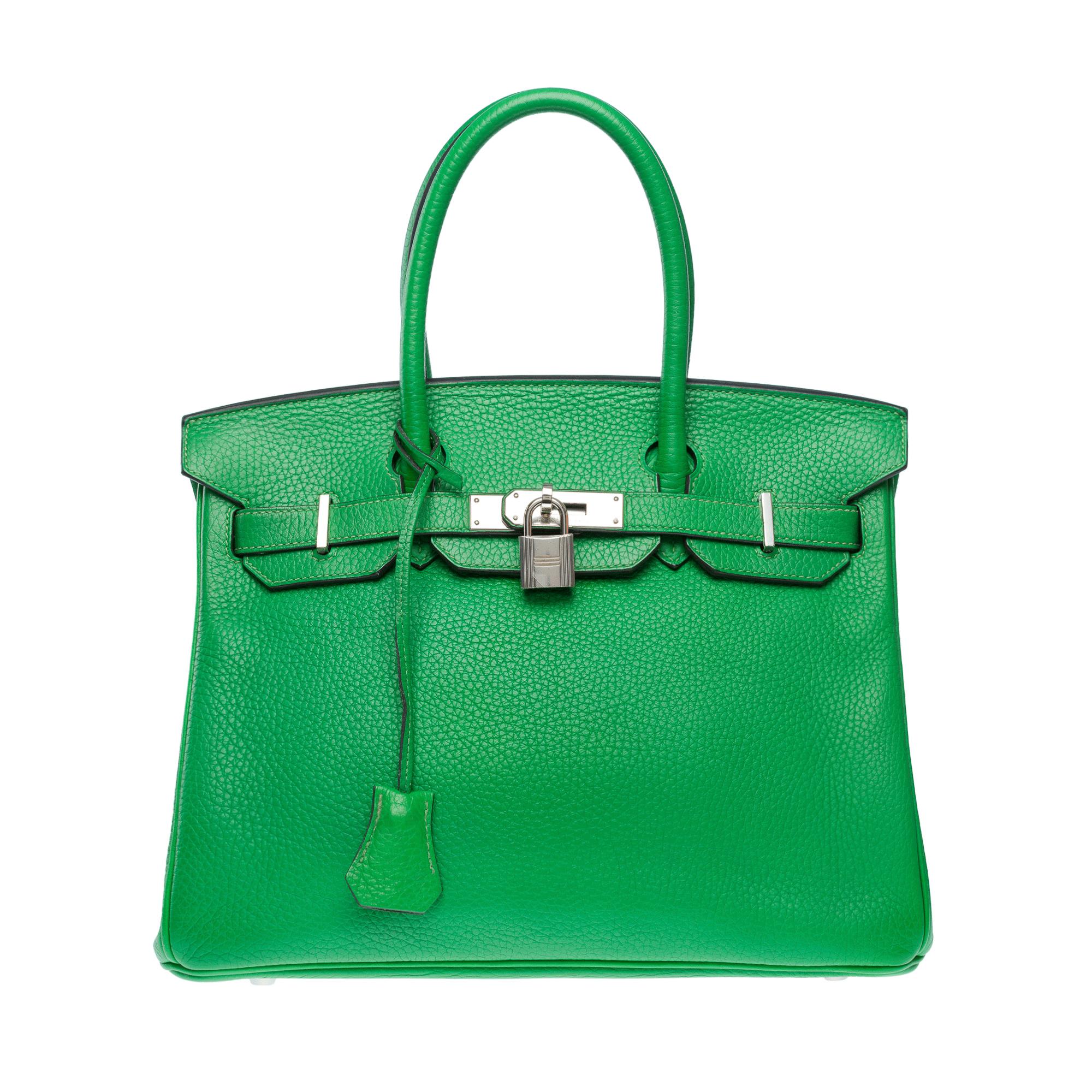Beautiful​ ​Hermes​ ​Birkin​ ​30​ ​handbag​ ​in​ ​Bamboo​ ​Green​ ​Taurillon Clemence​ ​leather,​ ​with​ ​palladium​ ​silver​ ​trim,​ ​double​ ​green​ ​leather​ ​handles​ ​for​ ​hand​ ​carry

Flap​ ​closure
Interior​ ​lining​ ​in​ ​green​ ​leather,​