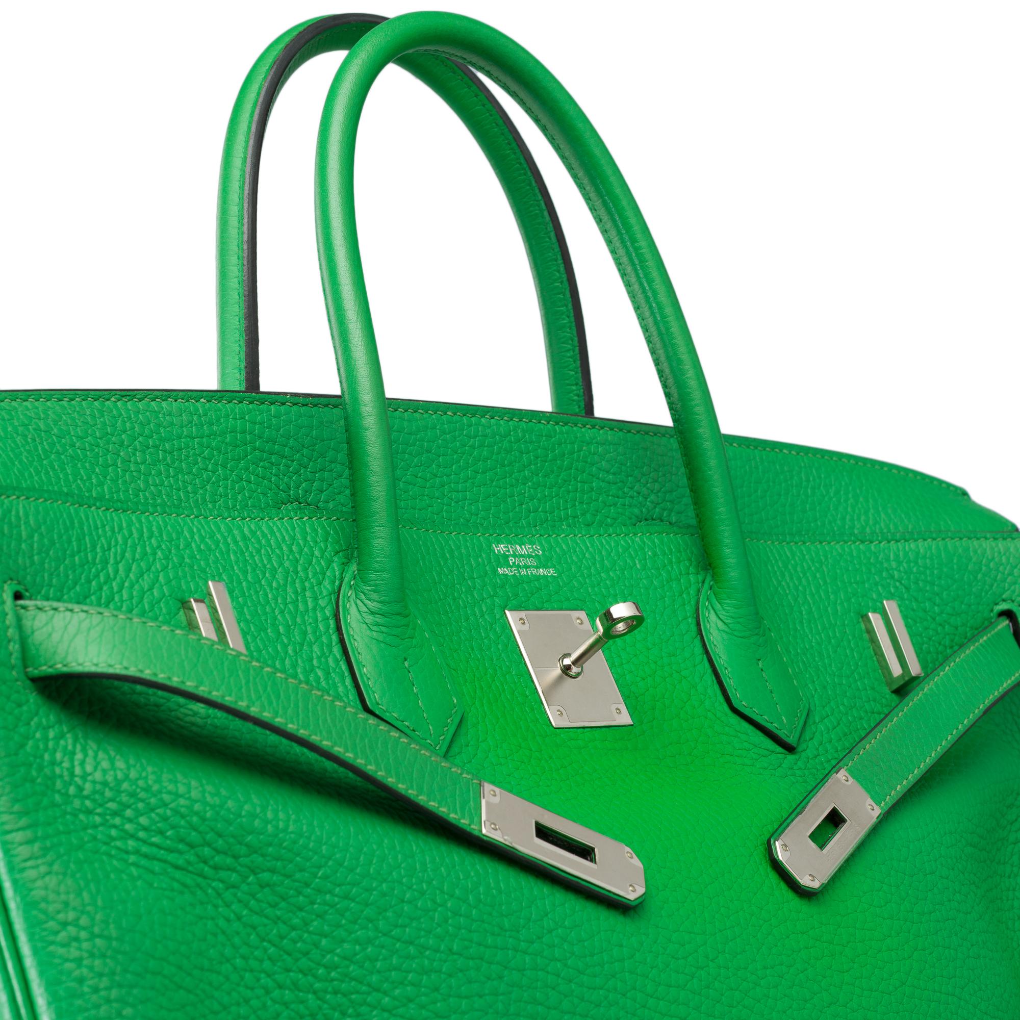 Stunning Hermes Birkin 40 handbag in Green Bamboo Togo leather, PHW For Sale 3