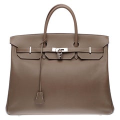 Stunning Hermes Birkin 40cm handbag in Brown Togo leather with gold hardware