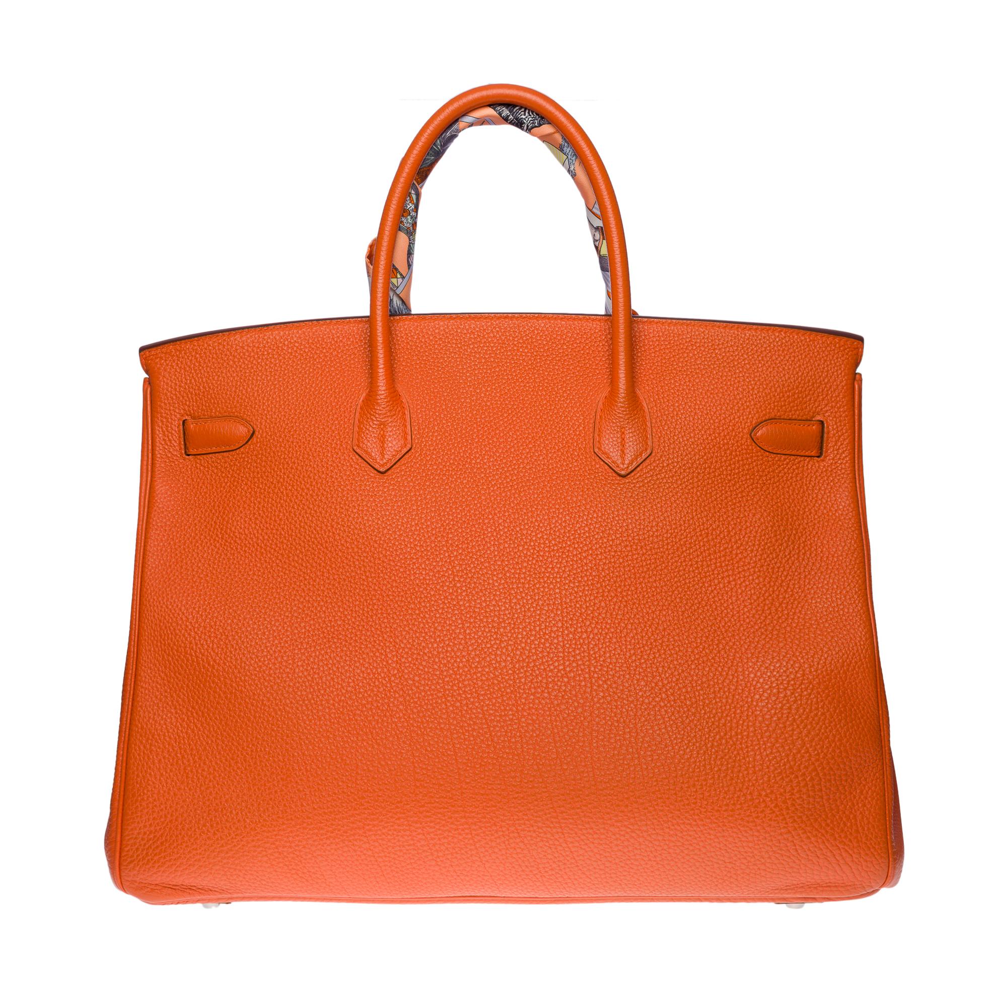 Stunning Hermes Birkin 40cm handbag in Orange Terre battue Togo leather, SHW In Excellent Condition In Paris, IDF