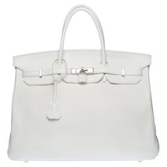 Superbe sac à main Hermès Birkin 40 cm en cuir Togo blanc avec finitions métalliques argentées