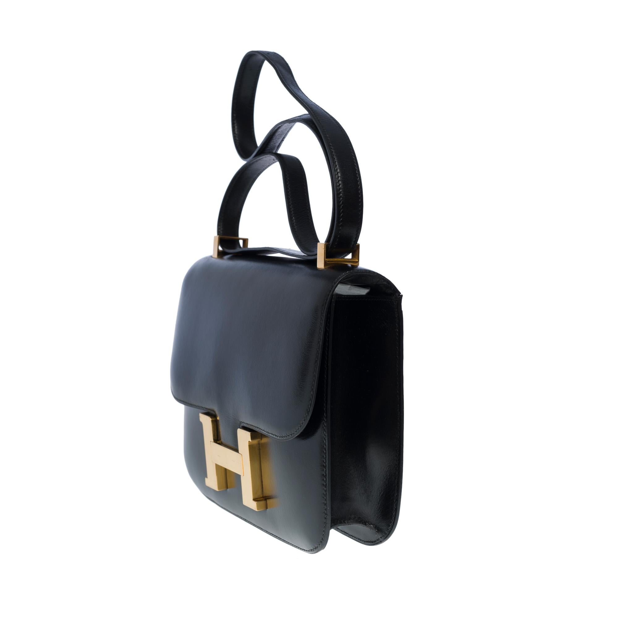 Black Stunning Hermes Constance 23 shoulder bag in black calfskin box leather, GHW