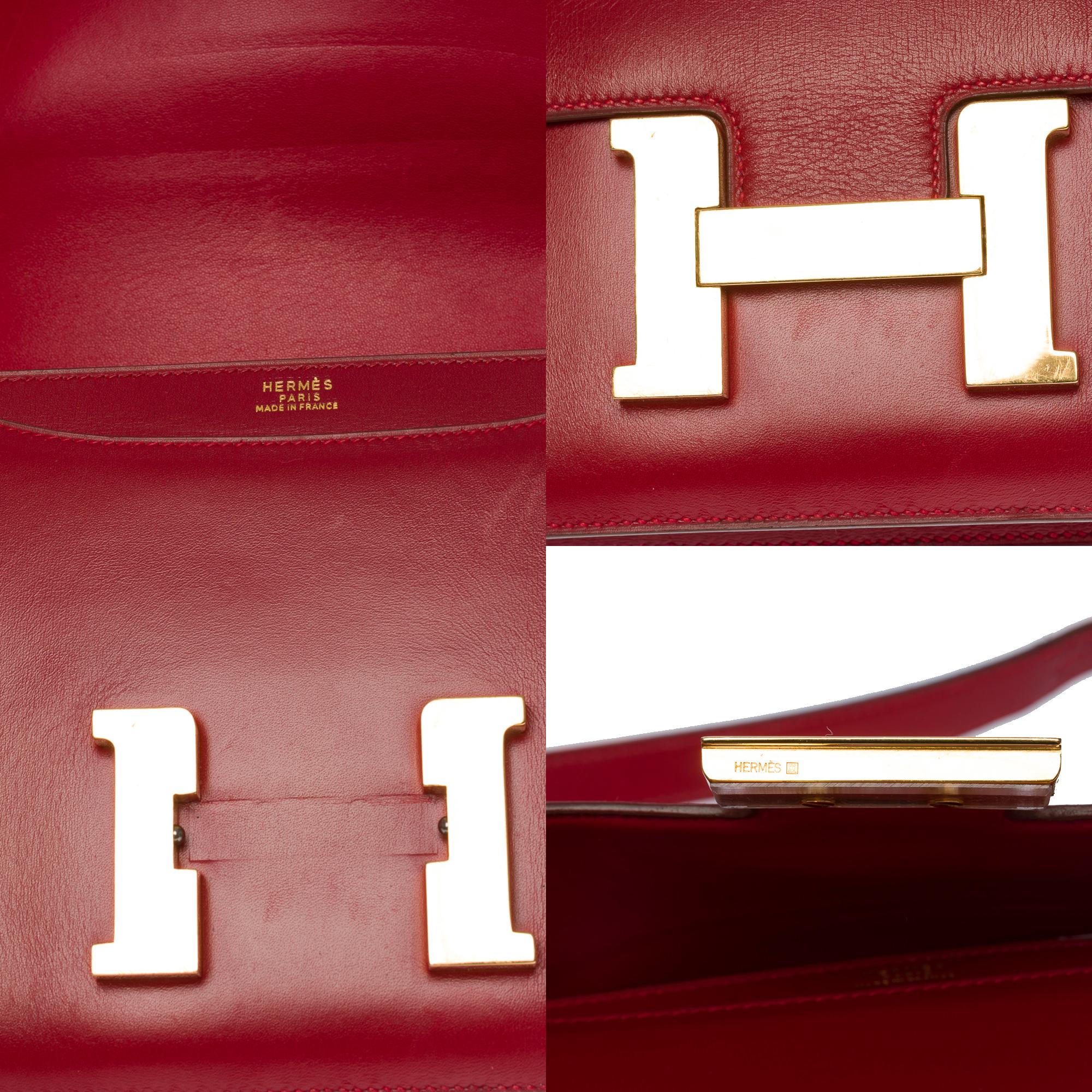 Women's Stunning Hermes Constance 23 shoulder bag in Rouge H boxcalf leather, GHW For Sale