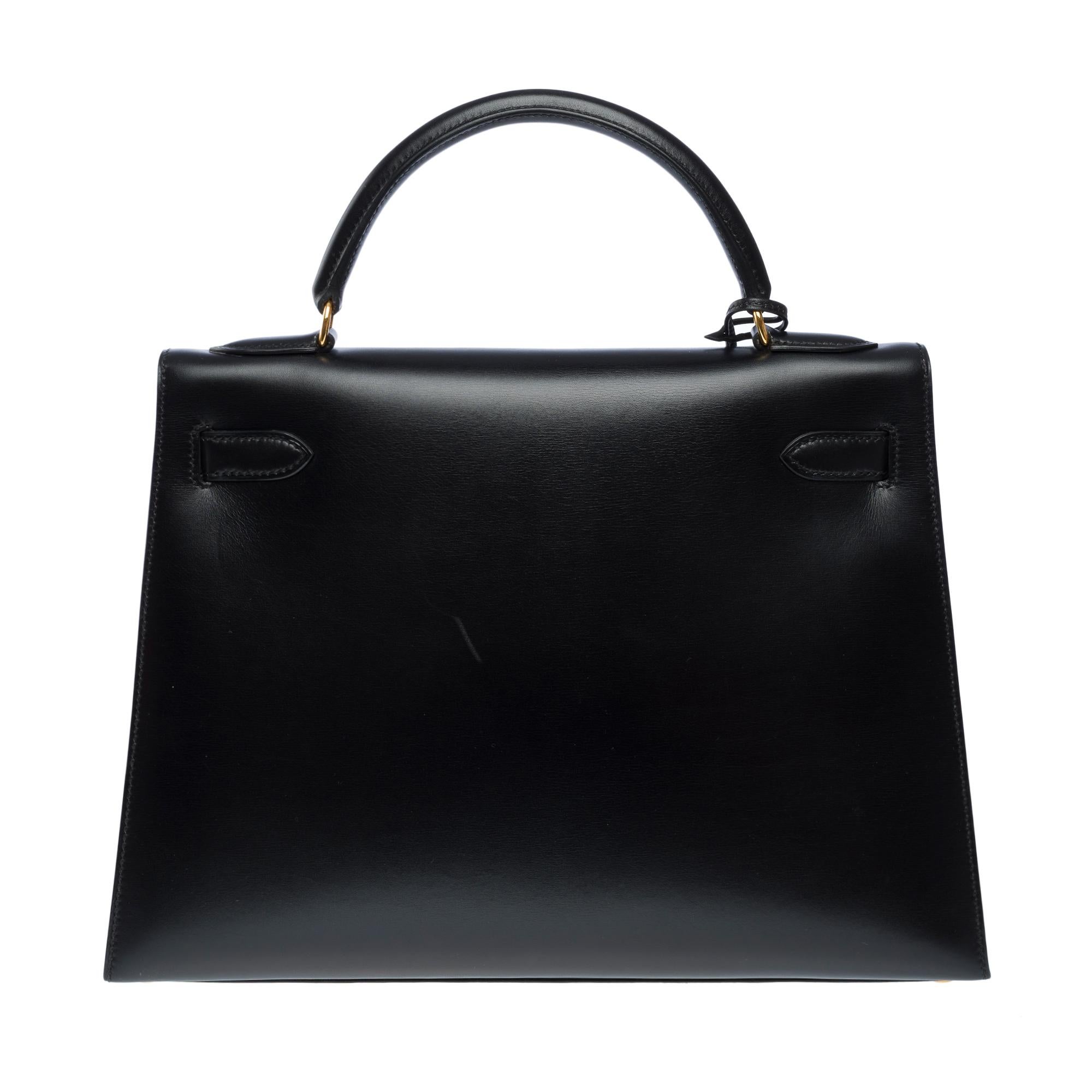 Women's Stunning Hermès Kelly 32 sellier handbag strap in Black Box Calf leather, GHW For Sale